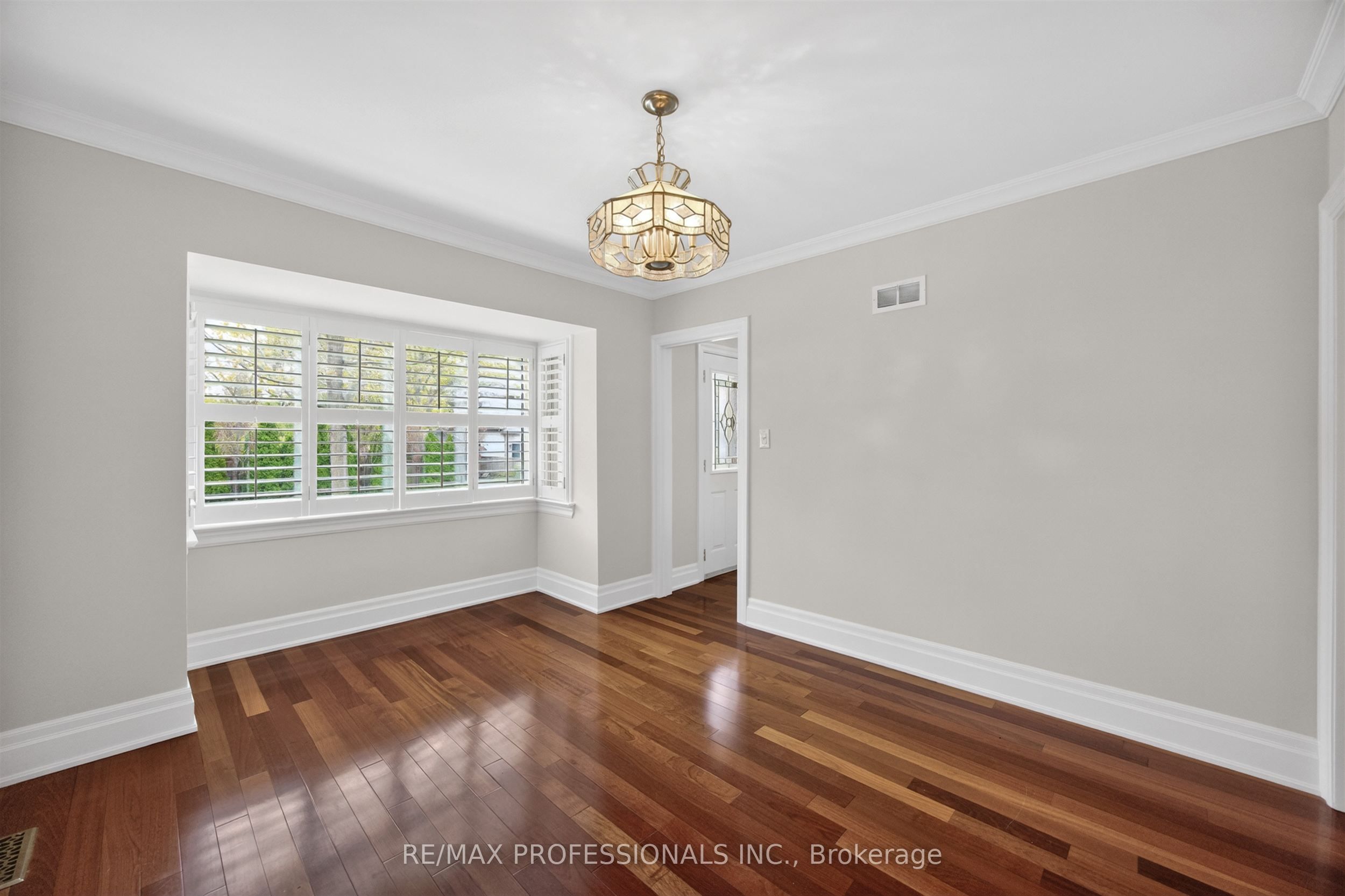 27 Nottingham Drive Property Photo 13