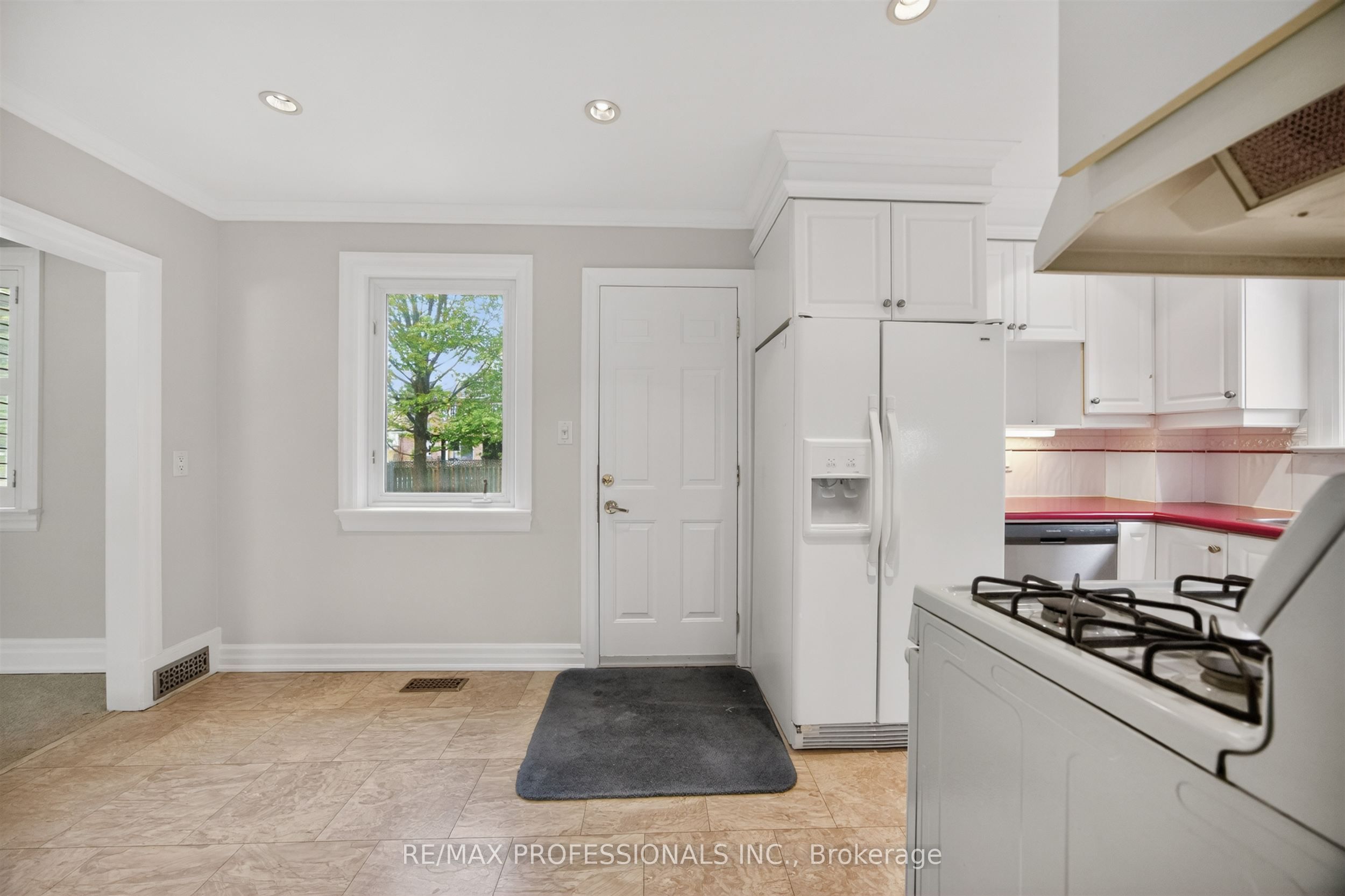 27 Nottingham Drive Property Photo 18
