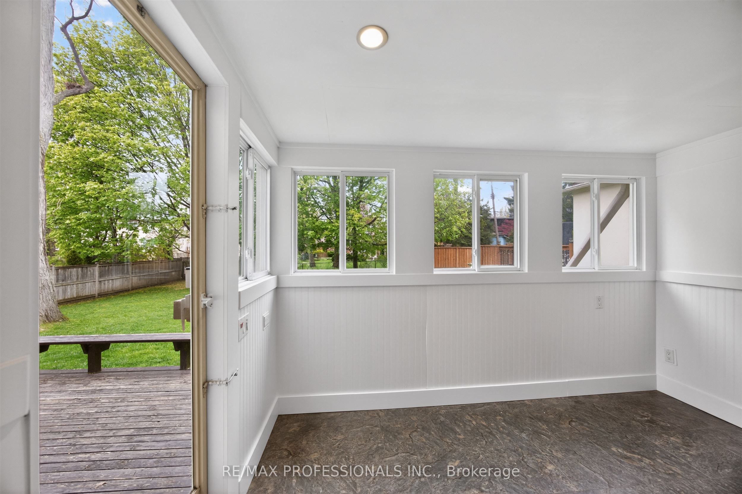 27 Nottingham Drive Property Photo 21