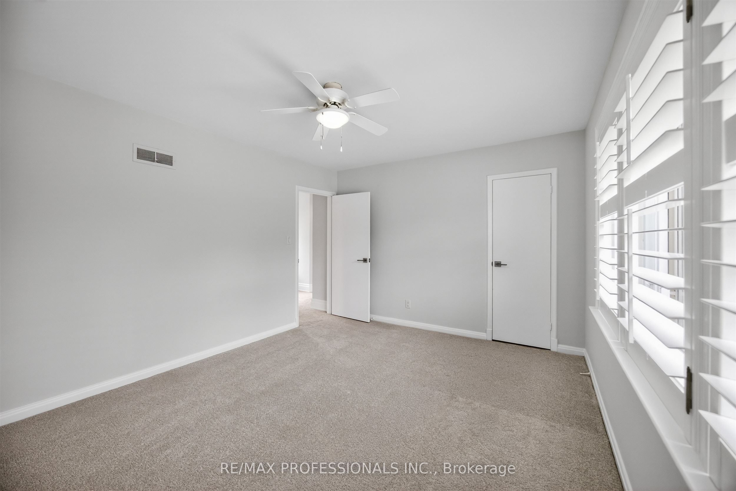 27 Nottingham Drive Property Photo 30