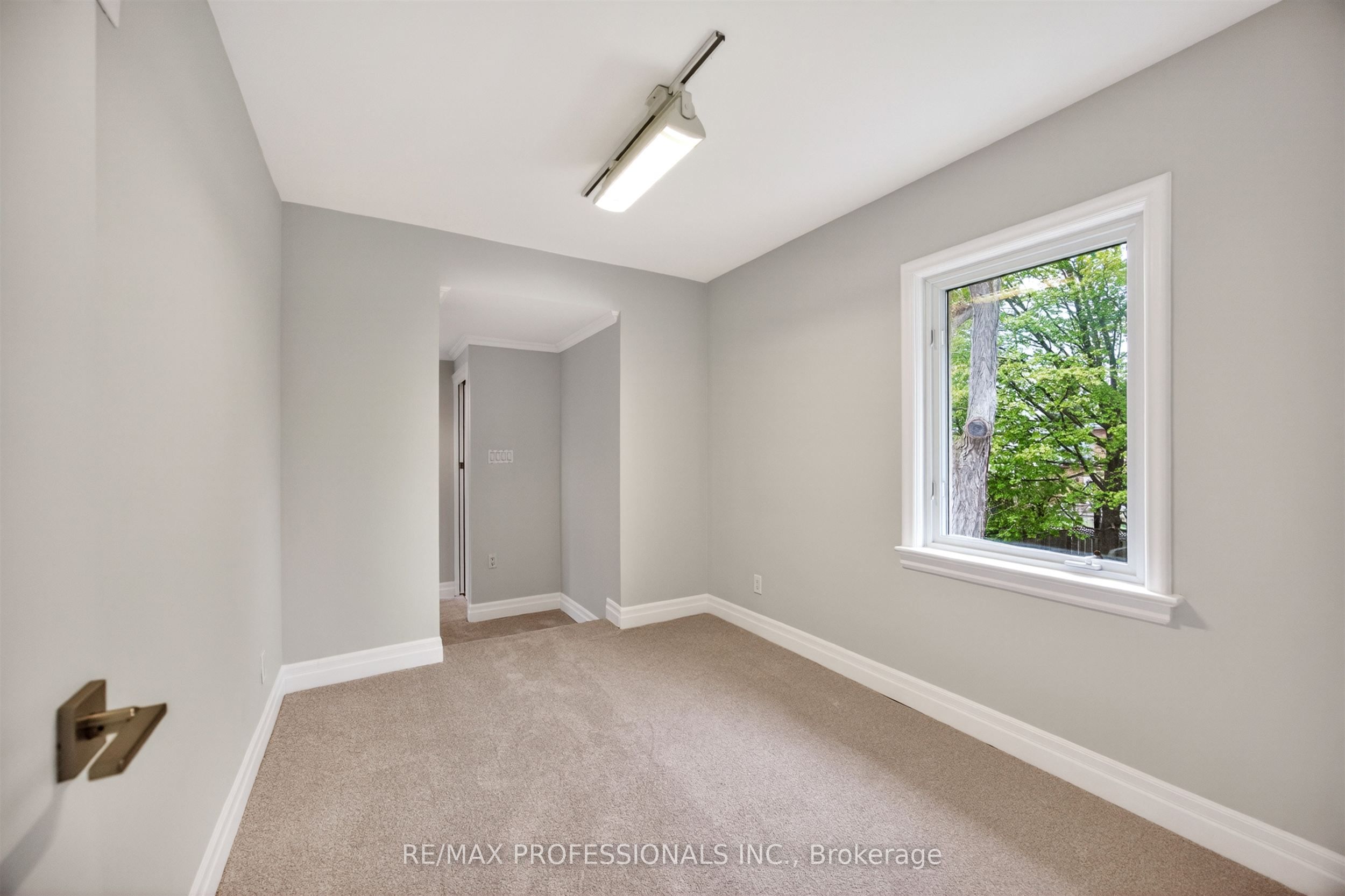 27 Nottingham Drive Property Photo 34