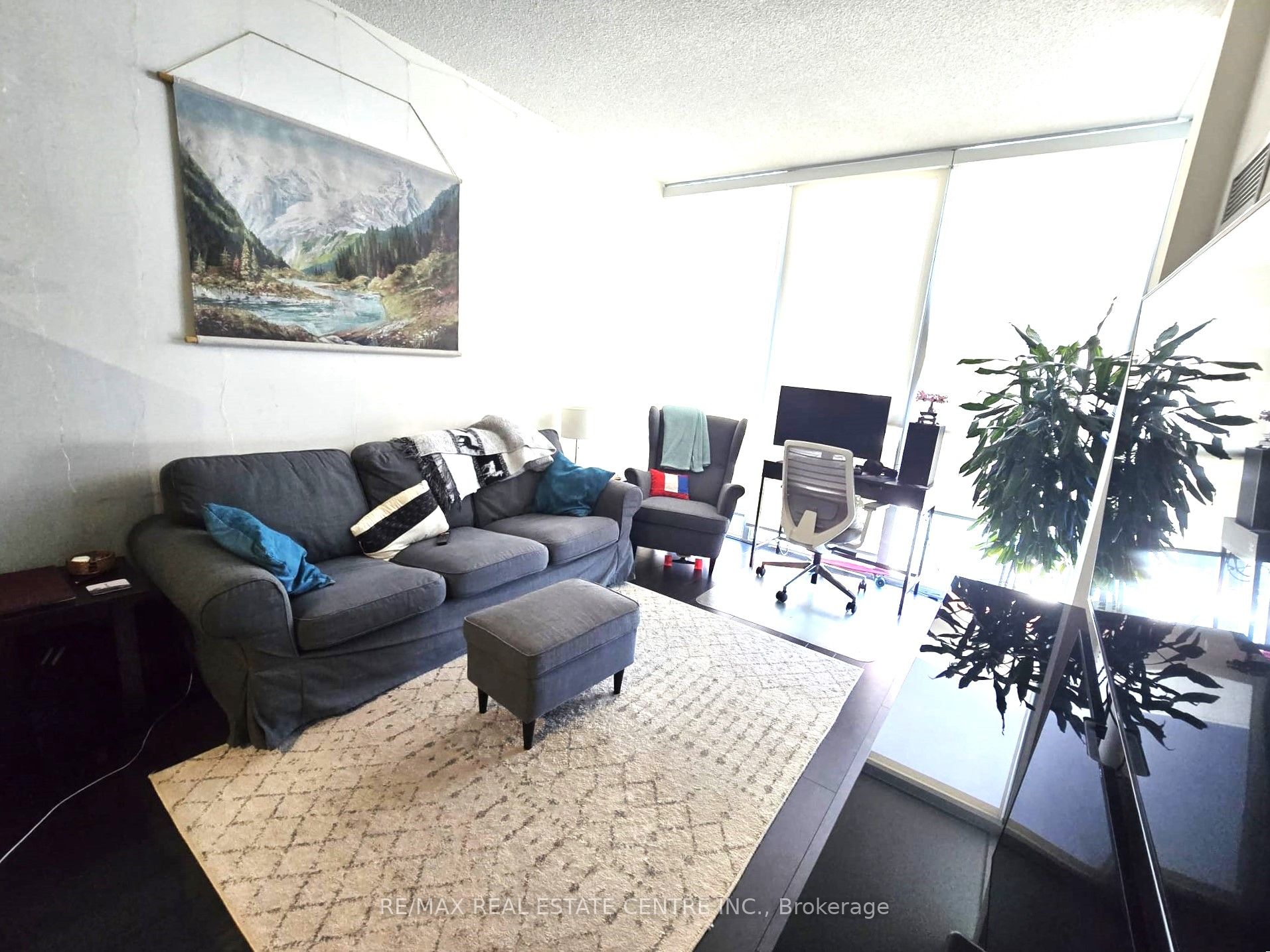 75 Eglinton Avenue W 2301 Property Photo 3