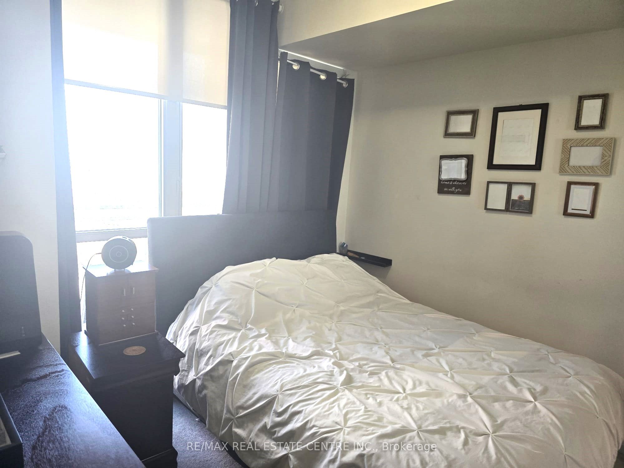 75 Eglinton Avenue W 2301 Property Photo 7
