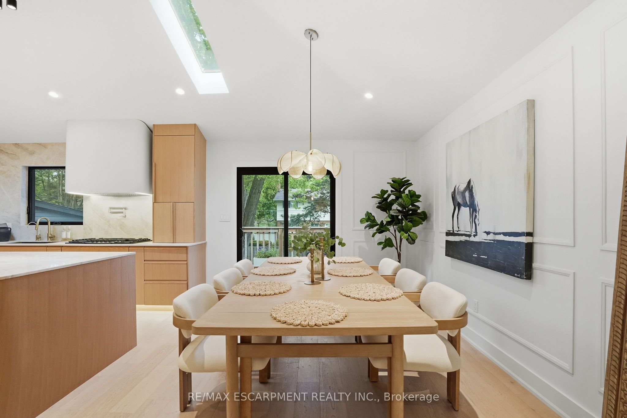 345 Rankin Drive Property Photo 12