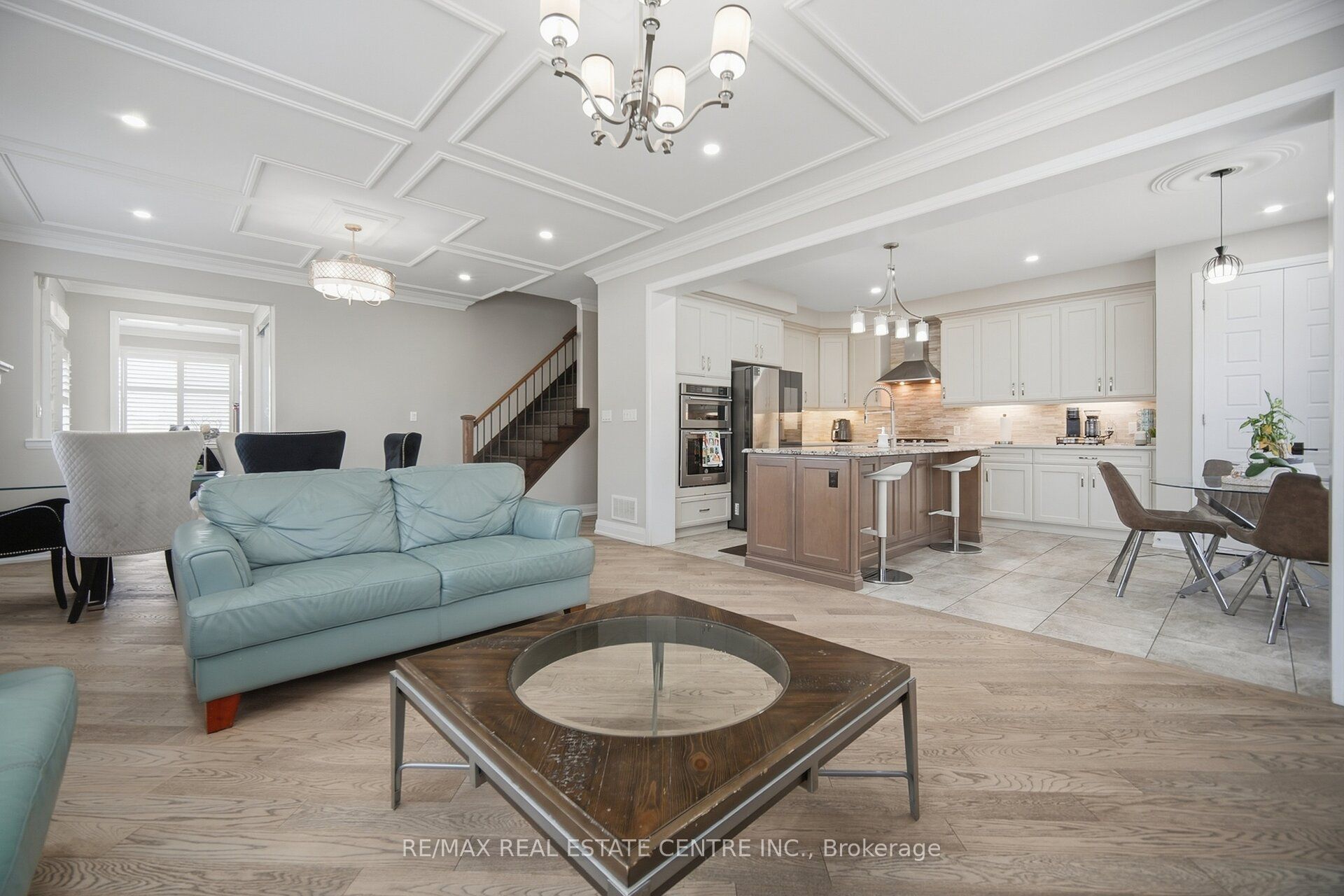 153 Whitlock Avenue Property Photo 6