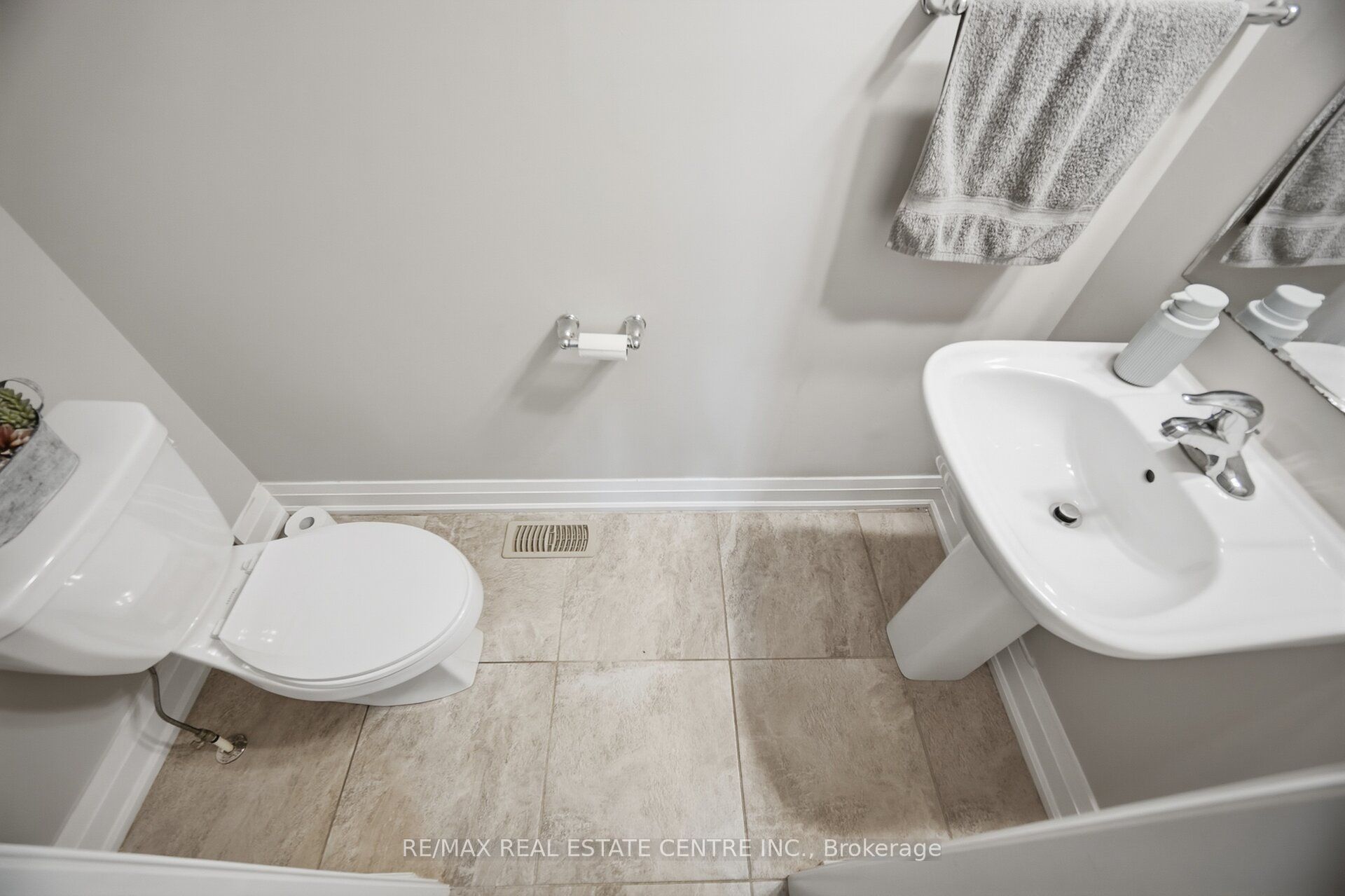 153 Whitlock Avenue Property Photo 16