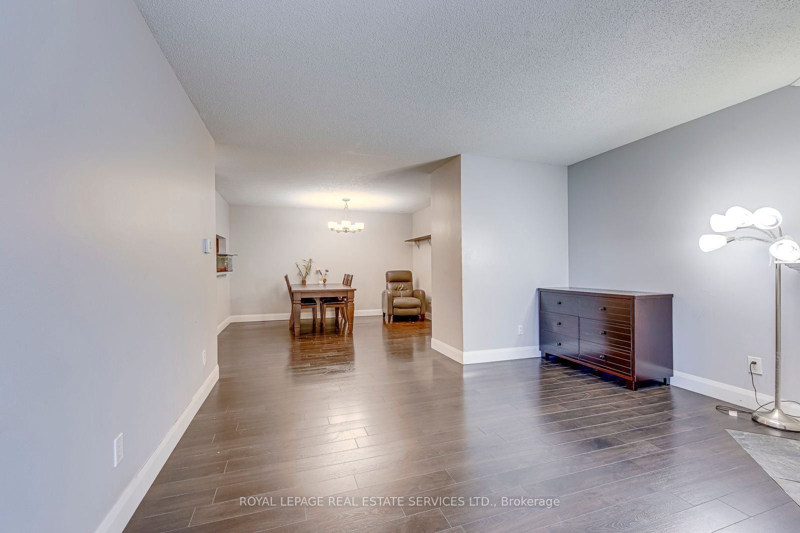 1450 Glen Abbey Gate 911 Property Photo 15