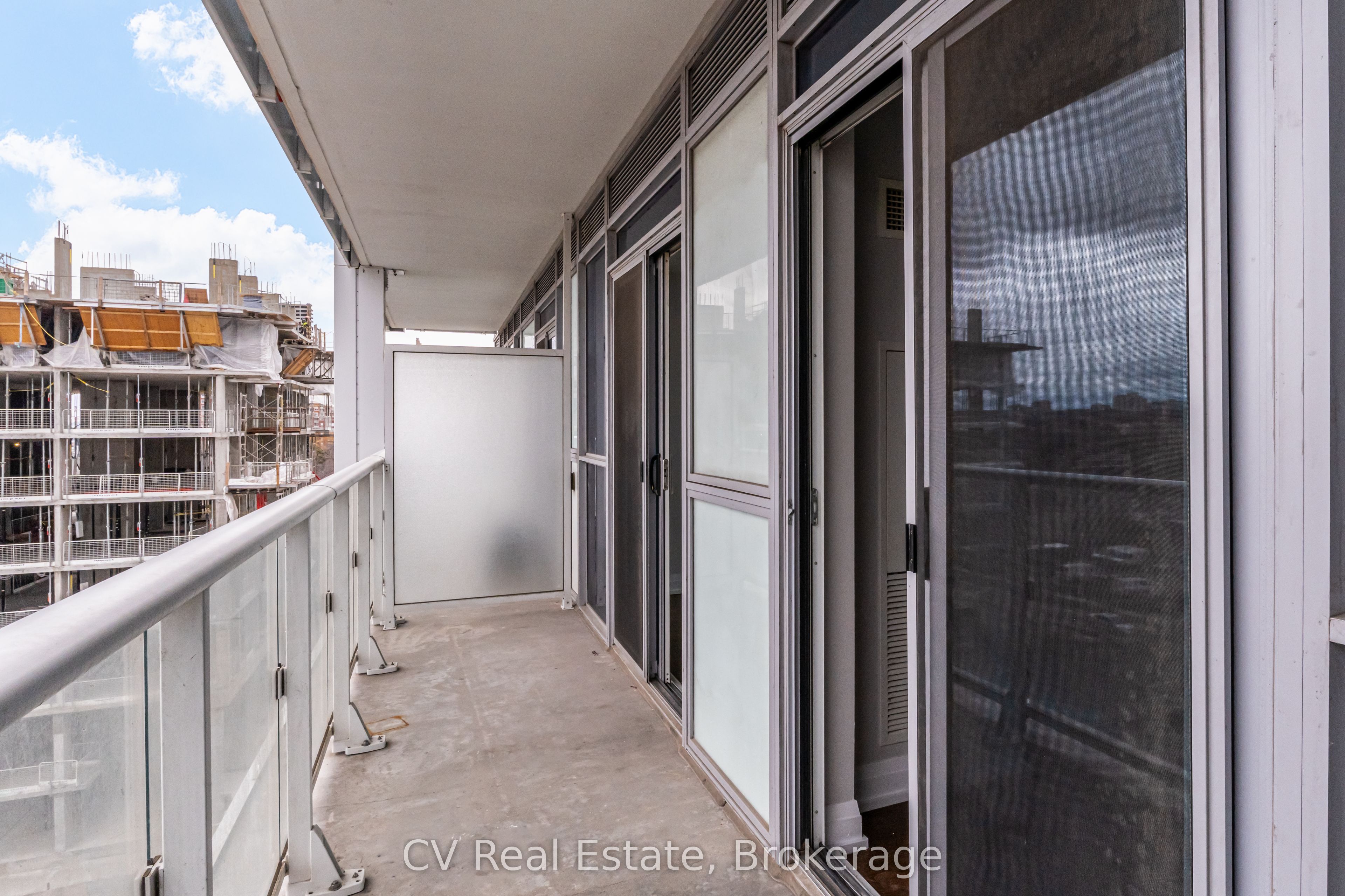 65 Speers Road 602 Property Photo 28