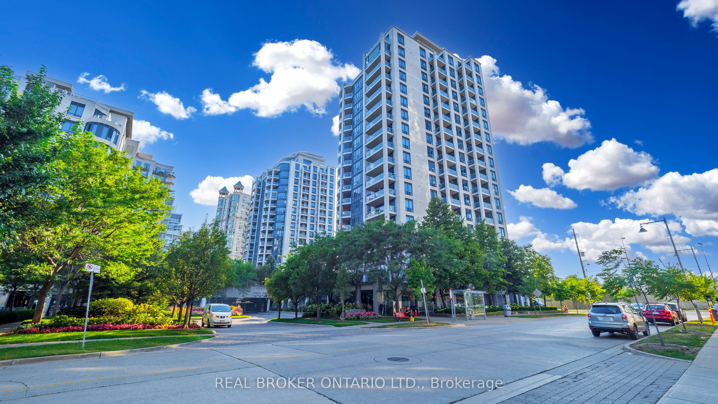 2087 Lake Shore Boulevard W Ph7 Property Photo 1