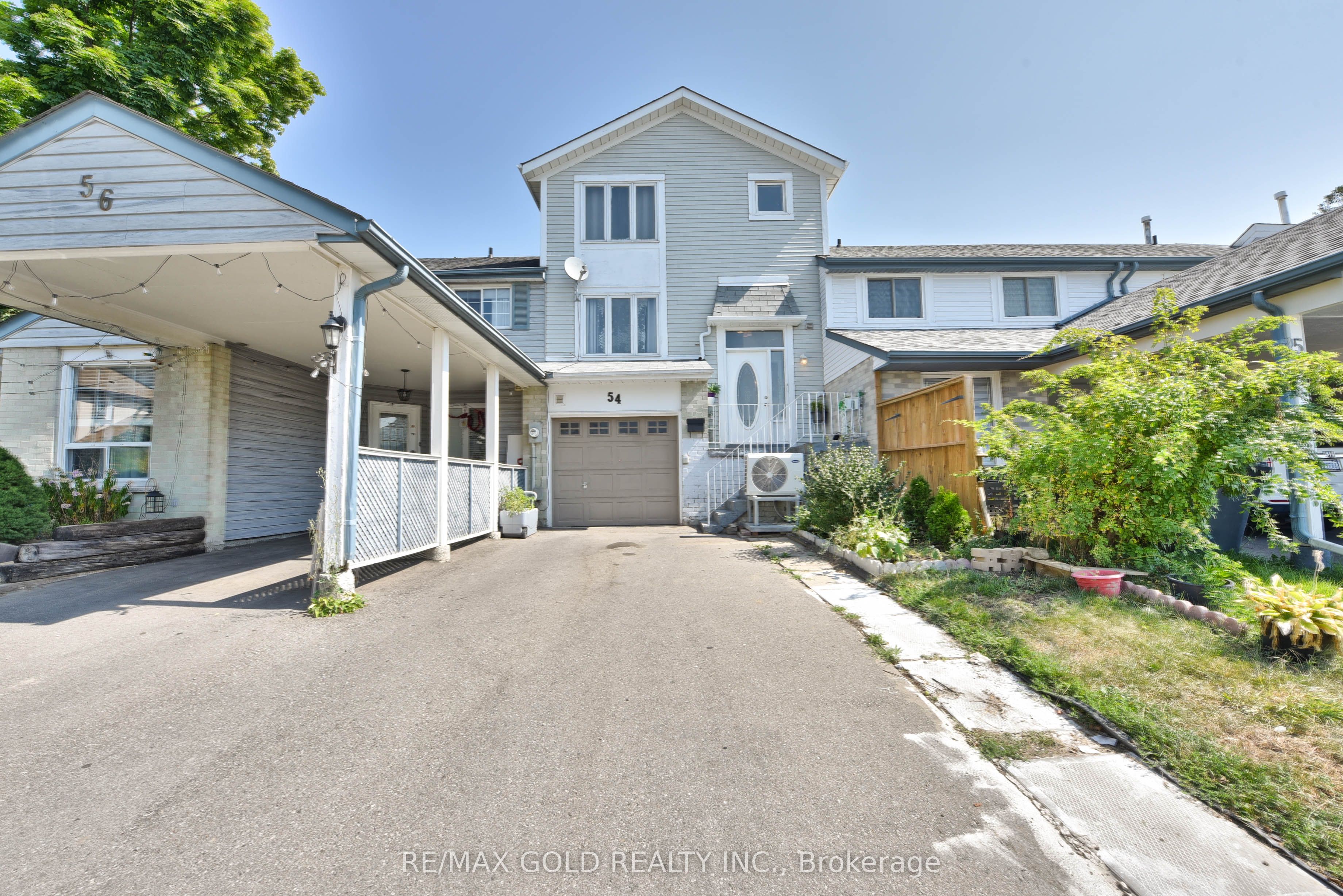 54 Nottawasaga Crescent Property Photo 1