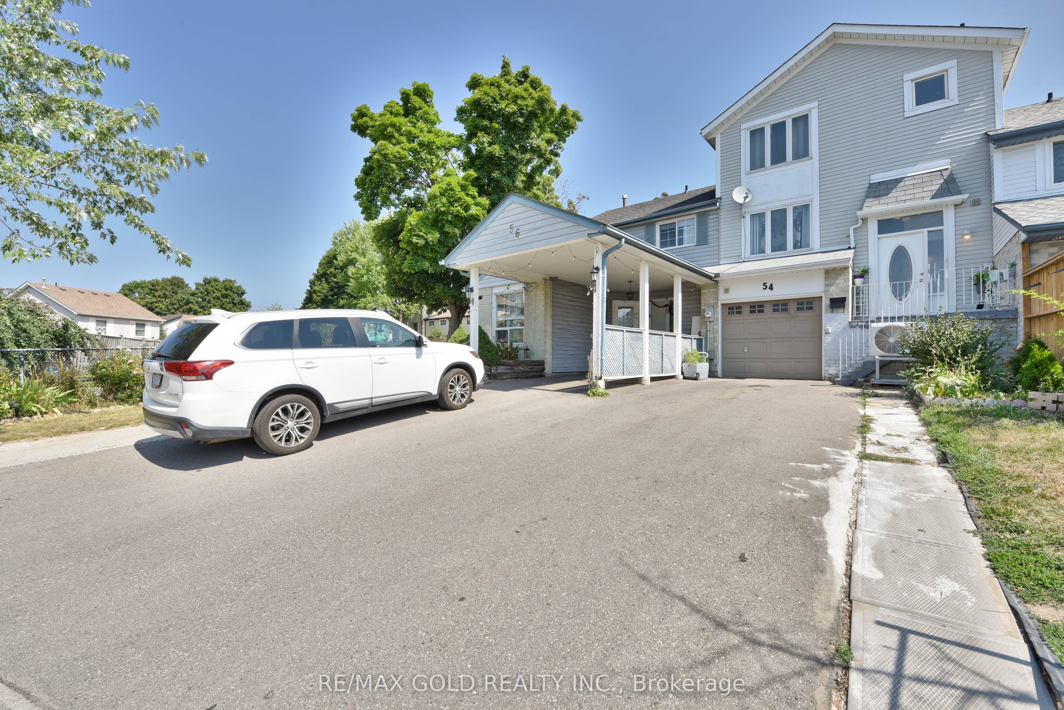 54 Nottawasaga Crescent Property Photo 5