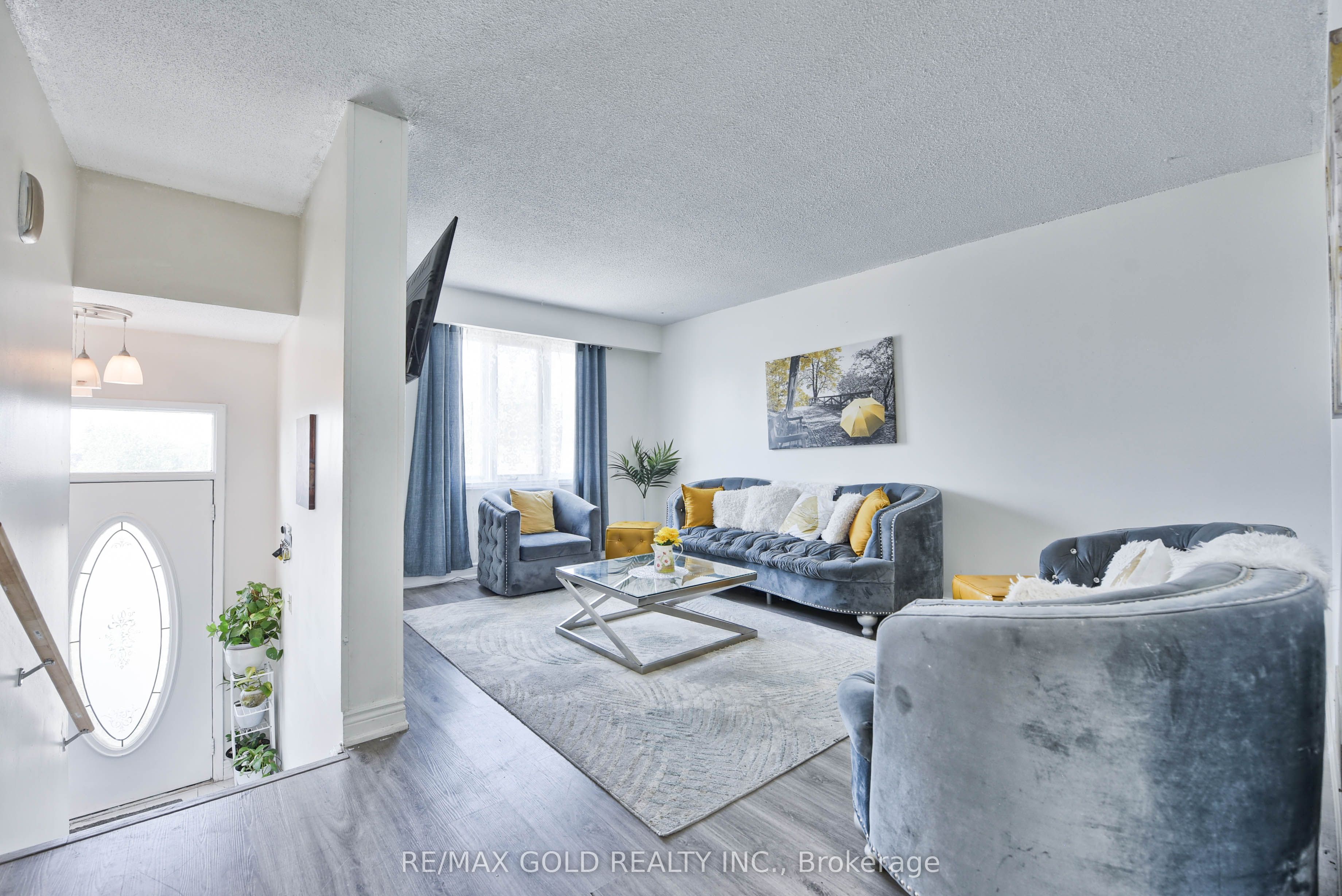 54 Nottawasaga Crescent Property Photo 8