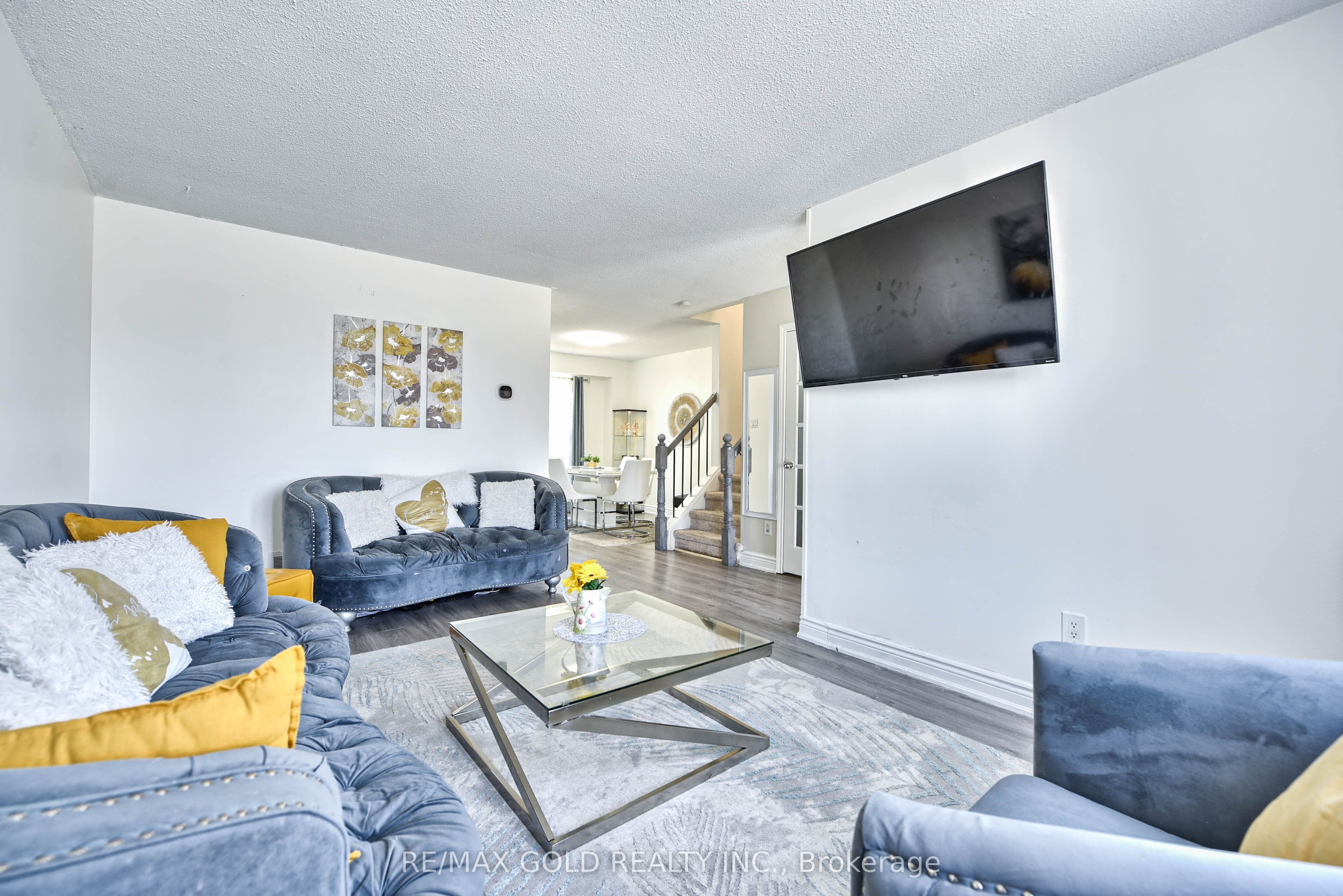 54 Nottawasaga Crescent Property Photo 12