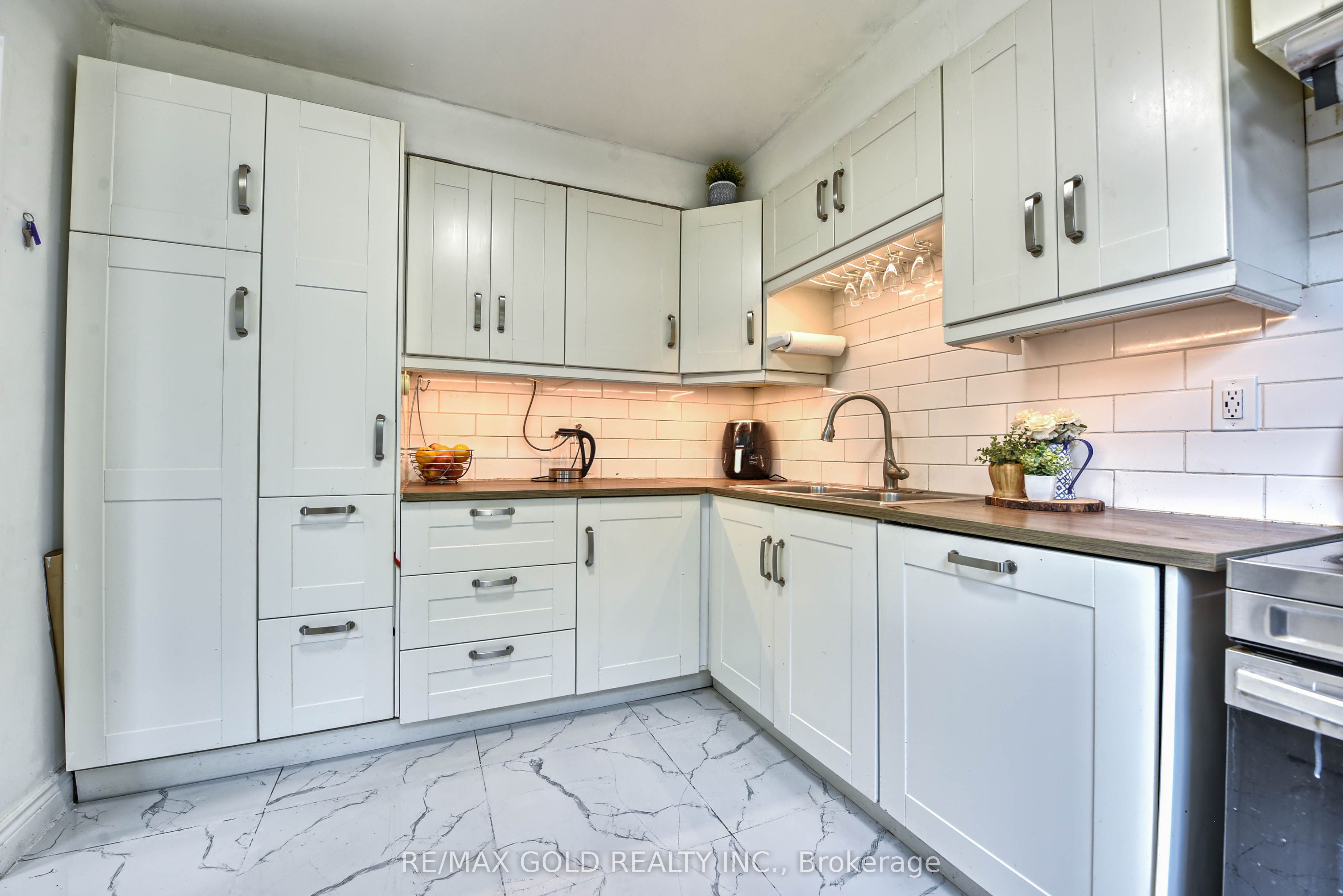 54 Nottawasaga Crescent Property Photo 21