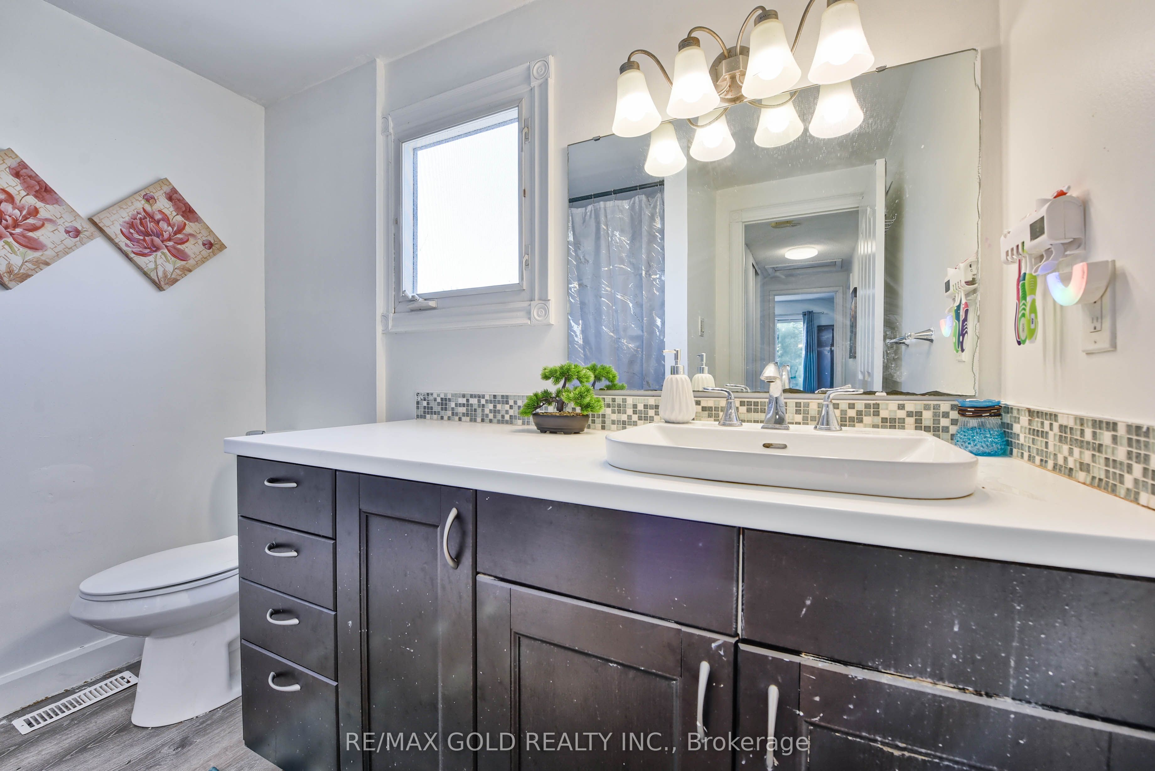 54 Nottawasaga Crescent Property Photo 29