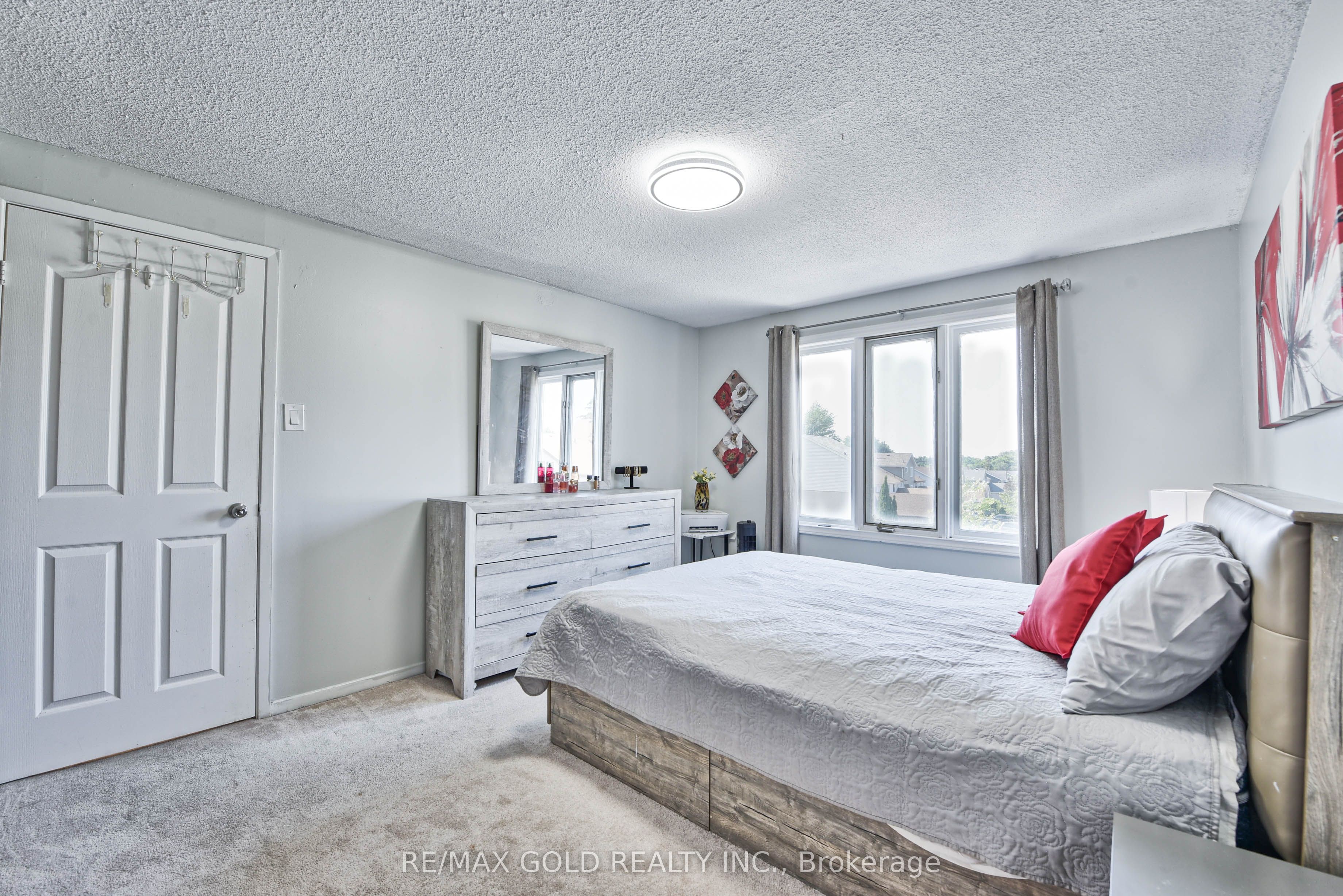 54 Nottawasaga Crescent Property Photo 36
