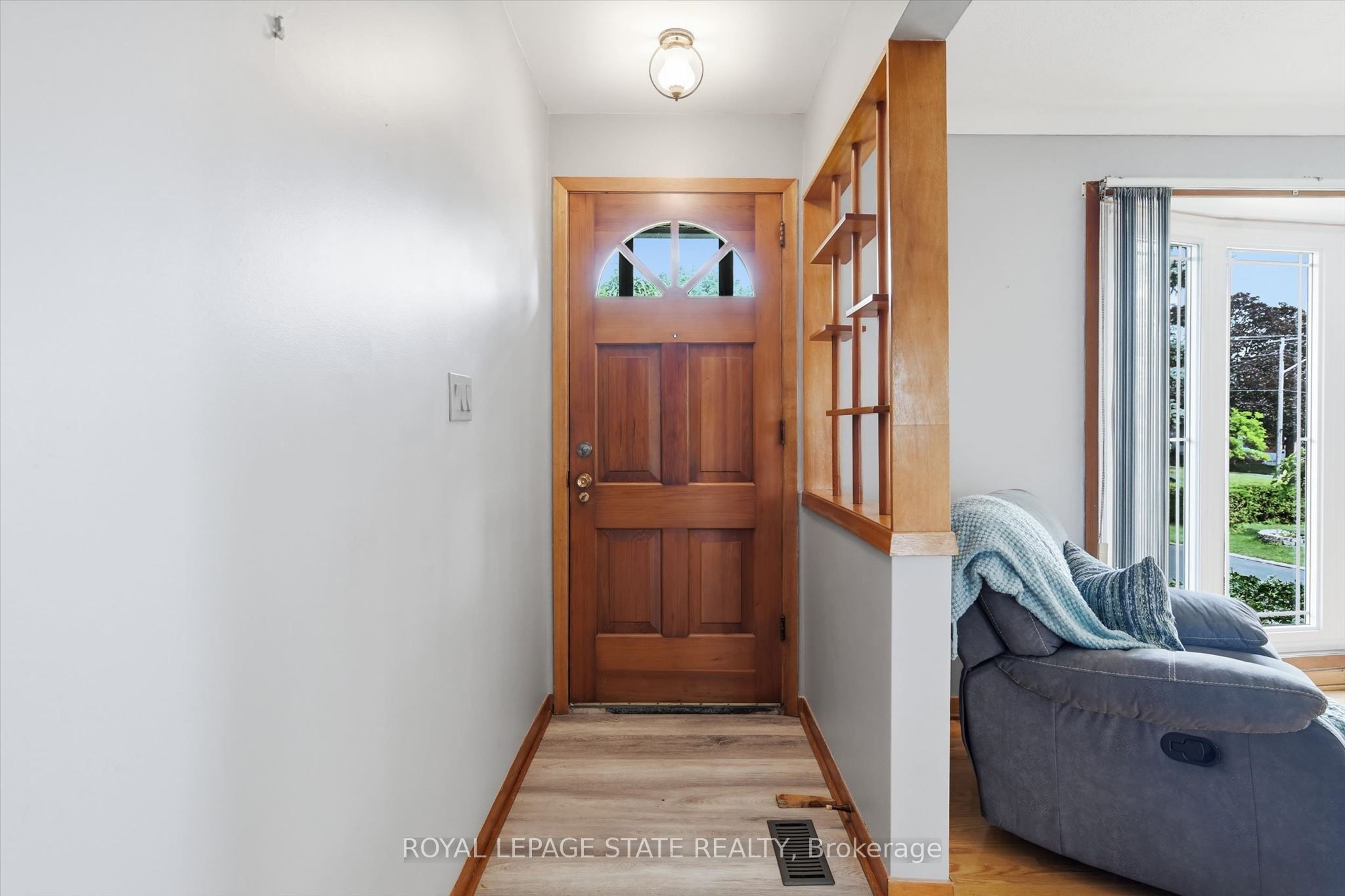 1470 Mountain Grove Avenue Property Photo 5