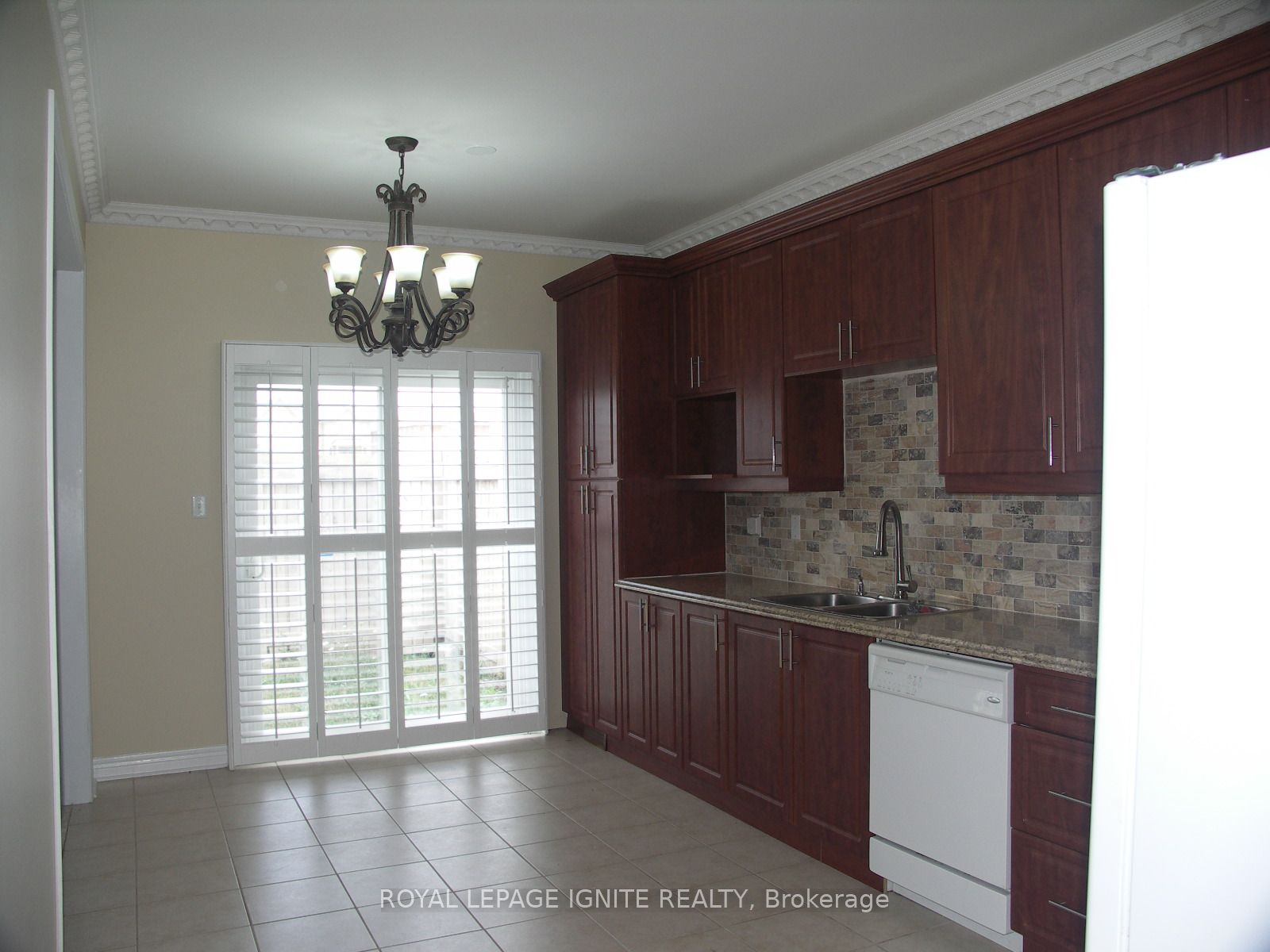 23 Royal Vista Road Property Photo 8