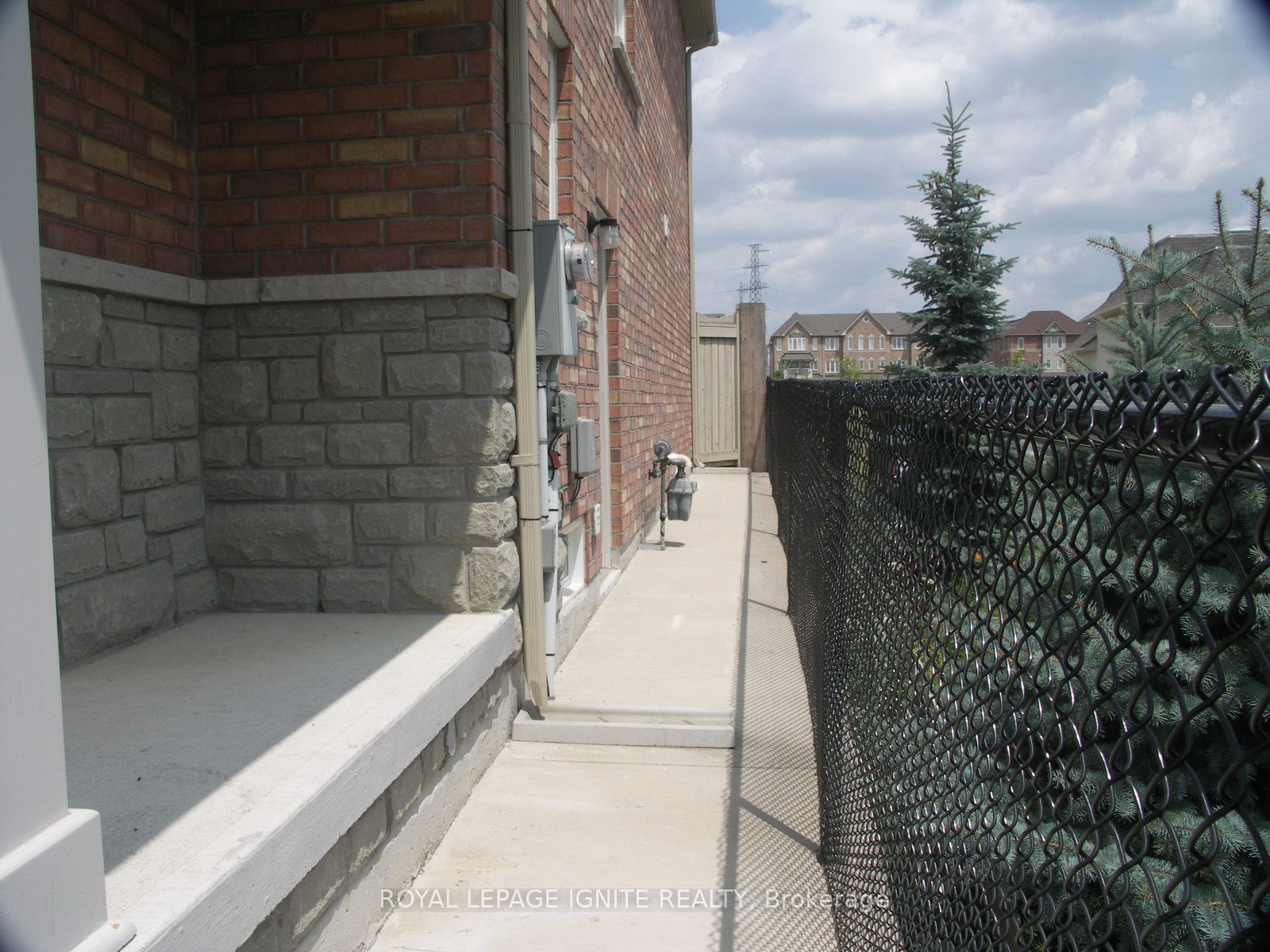 23 Royal Vista Road Property Photo 16