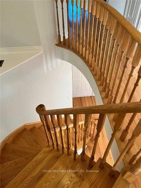 4663 Centretown Way Upper Property Photo 4