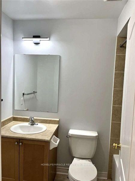 4663 Centretown Way Upper Property Photo 10