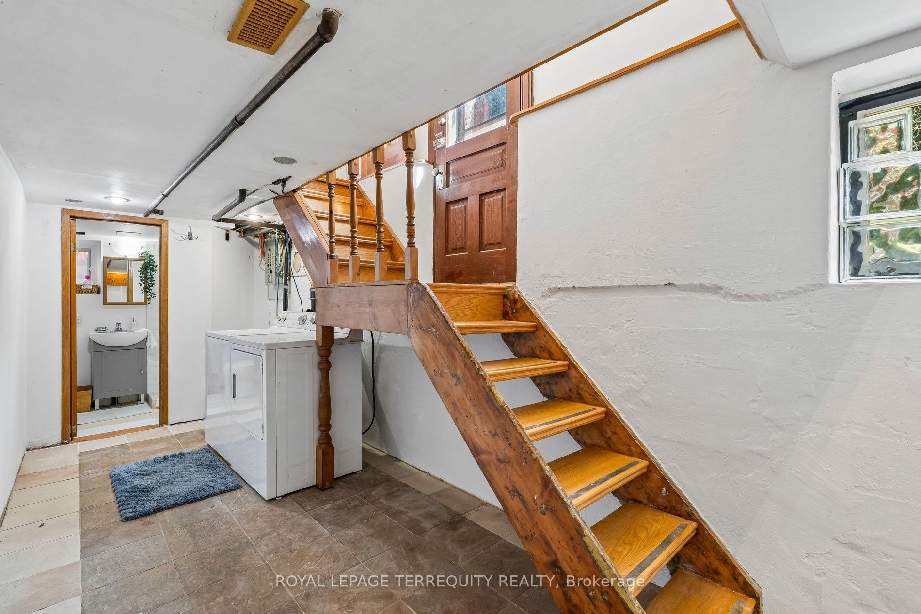 2 Wright Avenue Property Photo 31