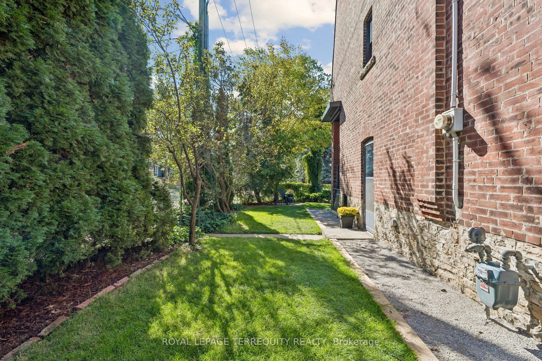 2 Wright Avenue Property Photo 37