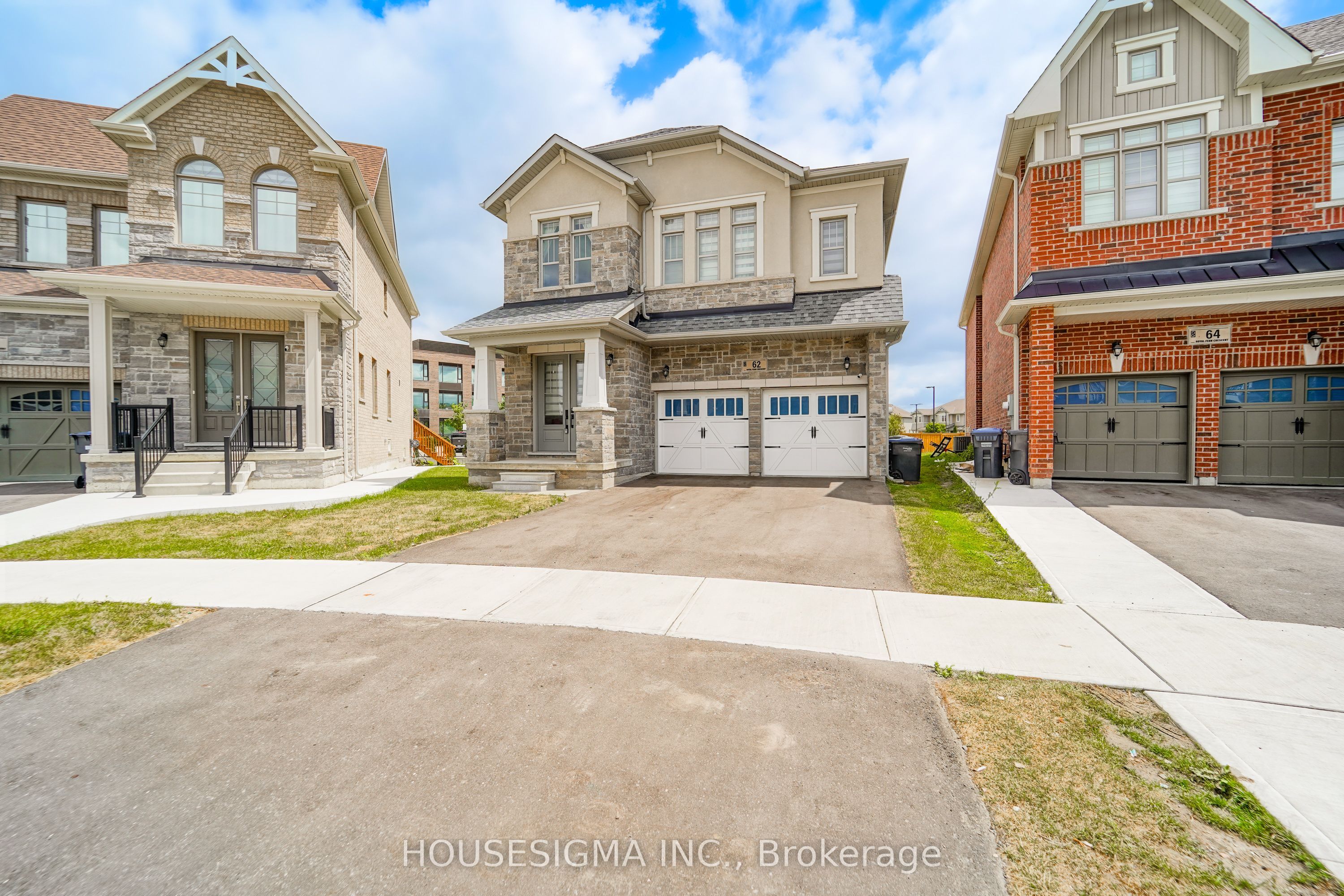 62 Royal Fern Crescent Property Photo 1