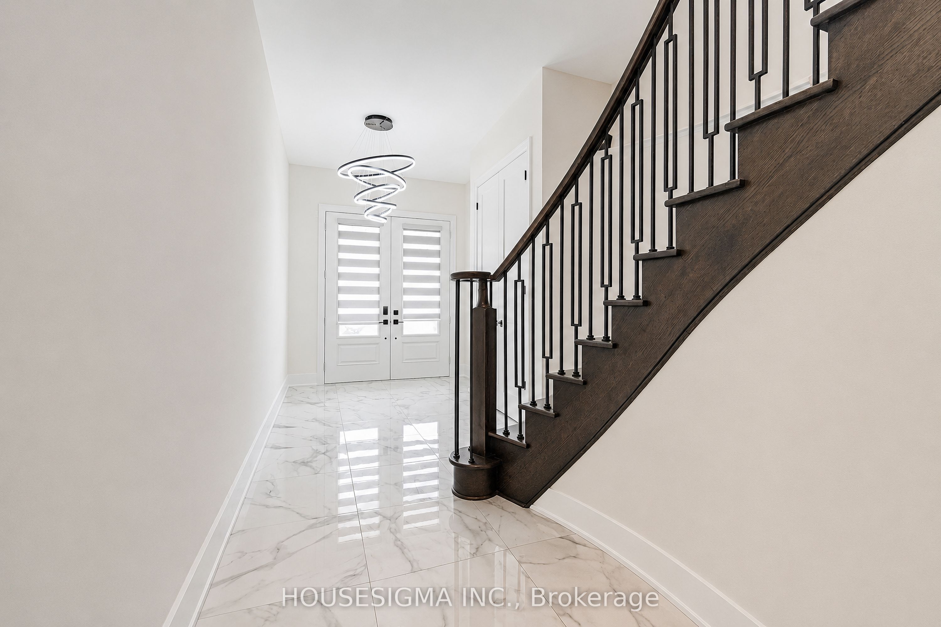 62 Royal Fern Crescent Property Photo 6