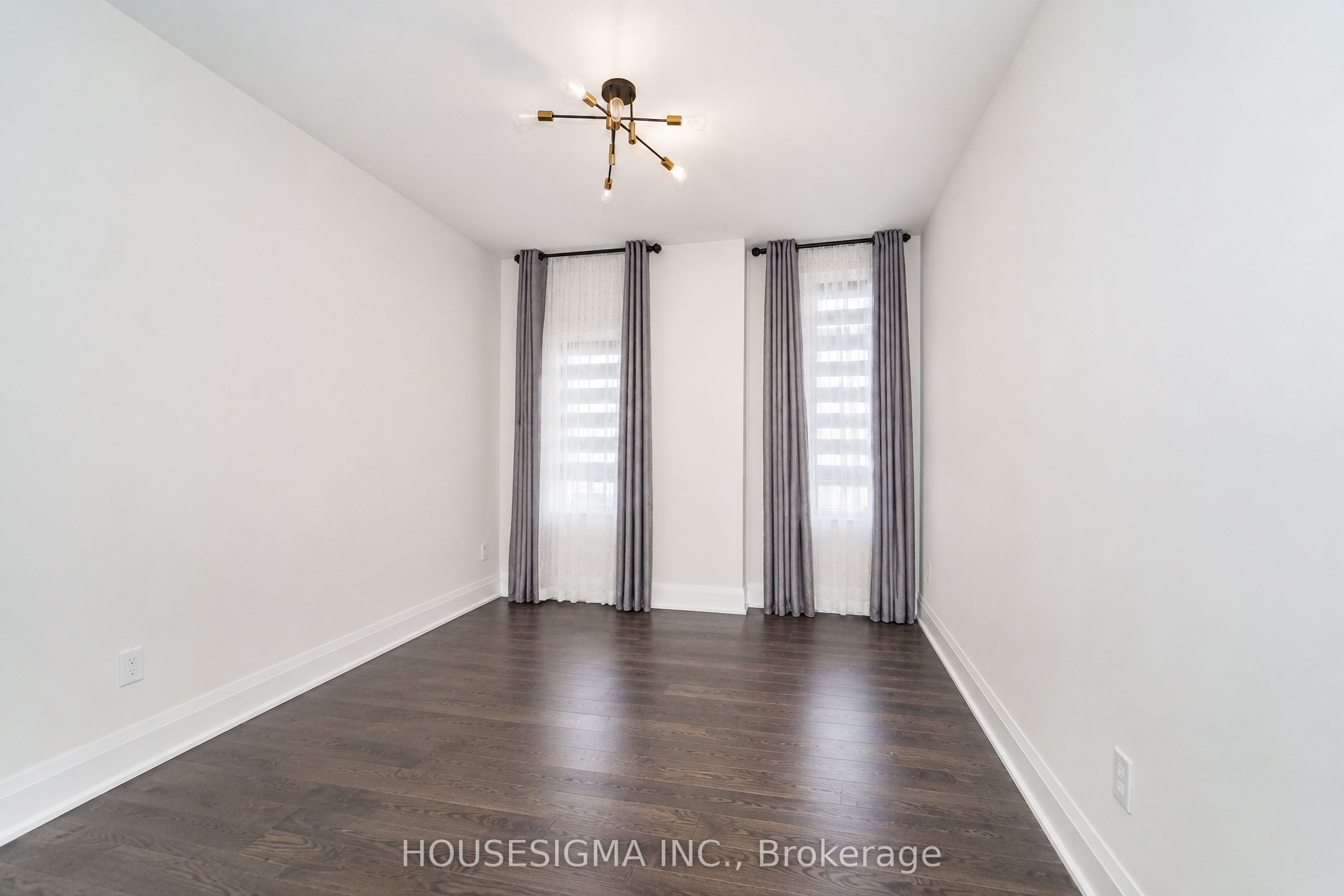 62 Royal Fern Crescent Property Photo 29