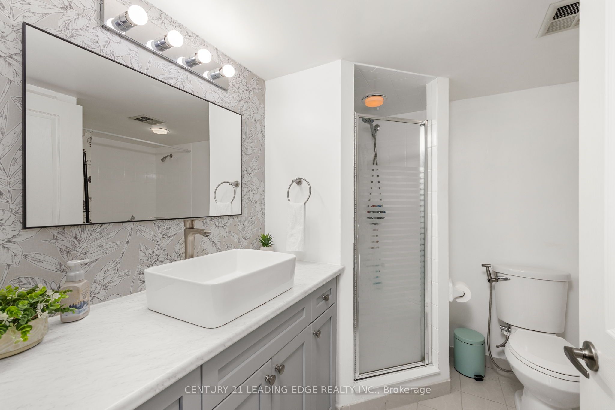 2199 Sixth Line 206 Property Photo 23