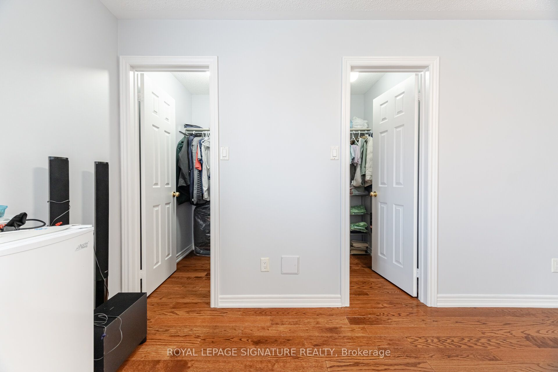 443 Comiskey Crescent Property Photo 29