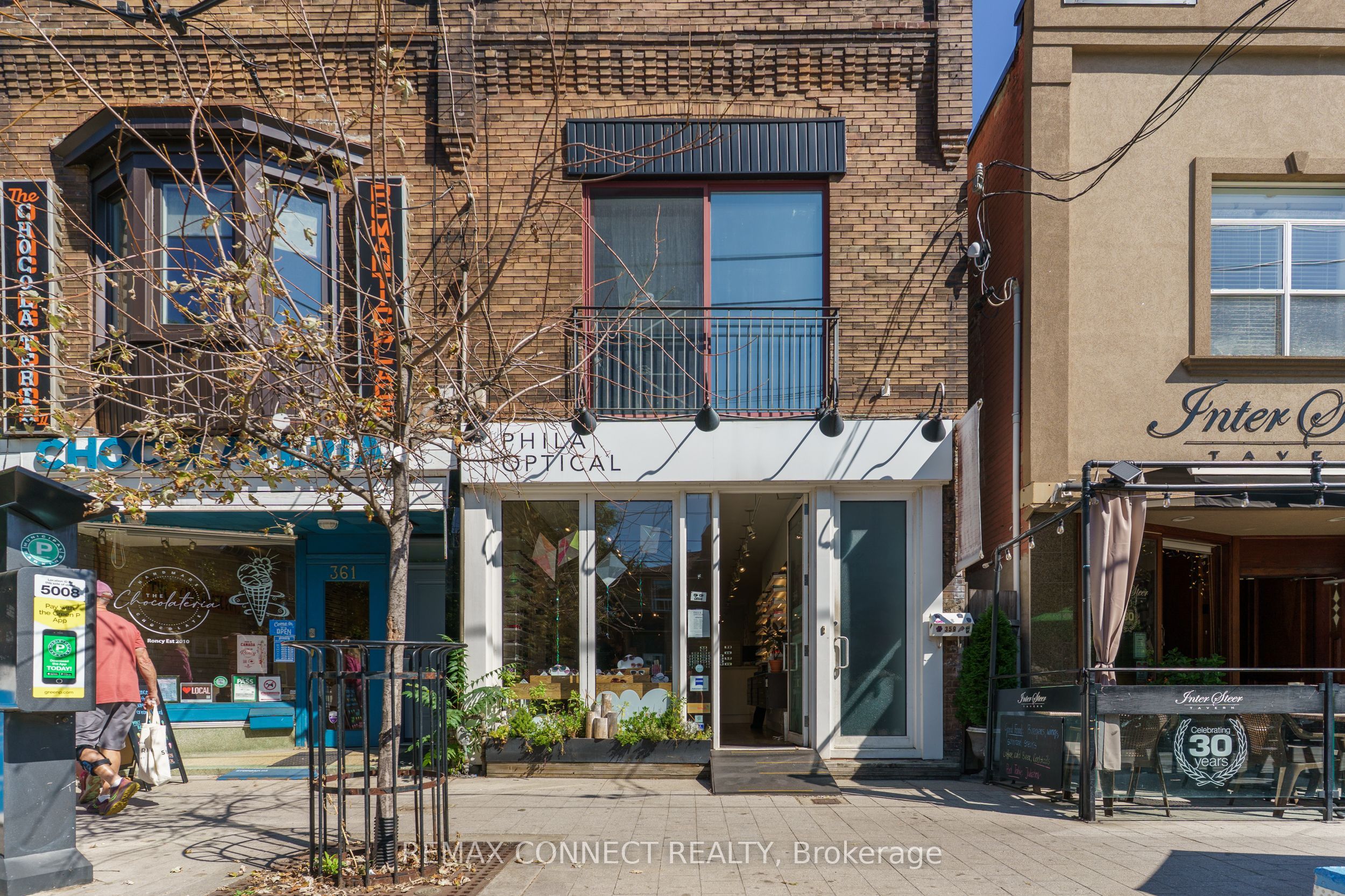 359 Roncesvalles Avenue Property Photo 1