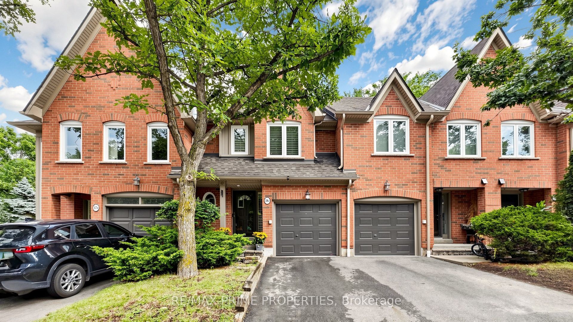 1084 Queen Street W 18b Property Photo 1