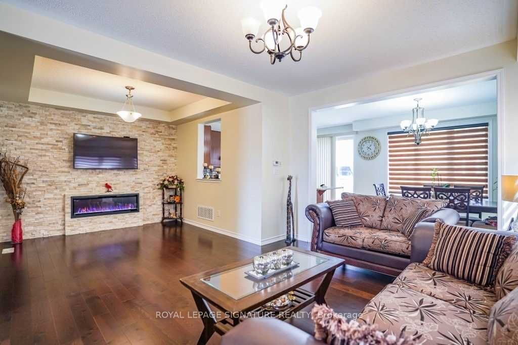 171 Buick Boulevard Property Photo 3