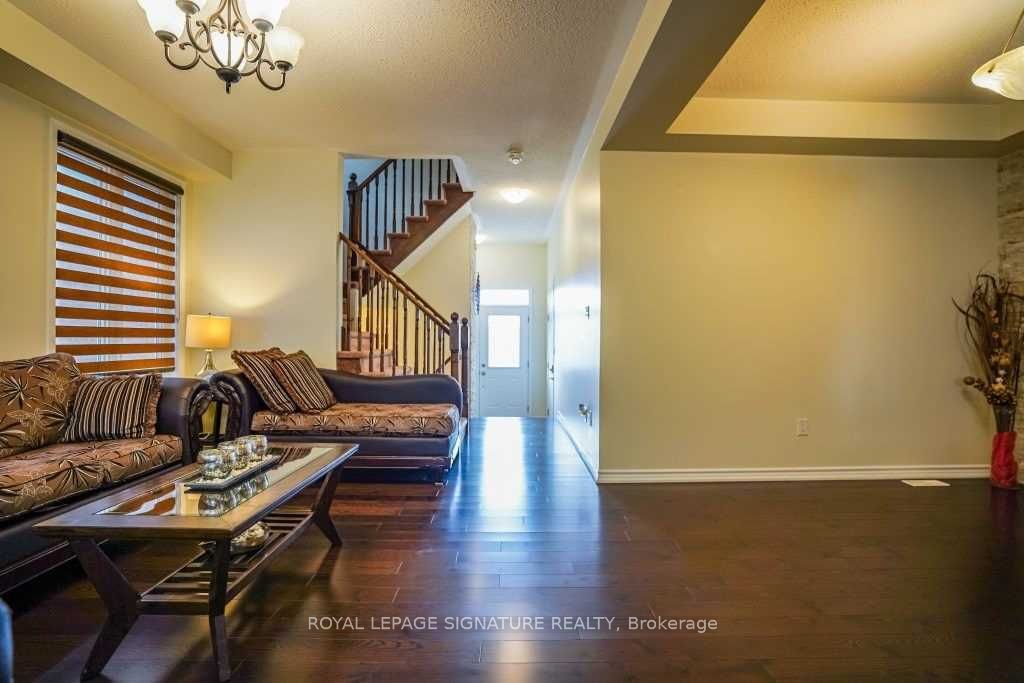 171 Buick Boulevard Property Photo 5