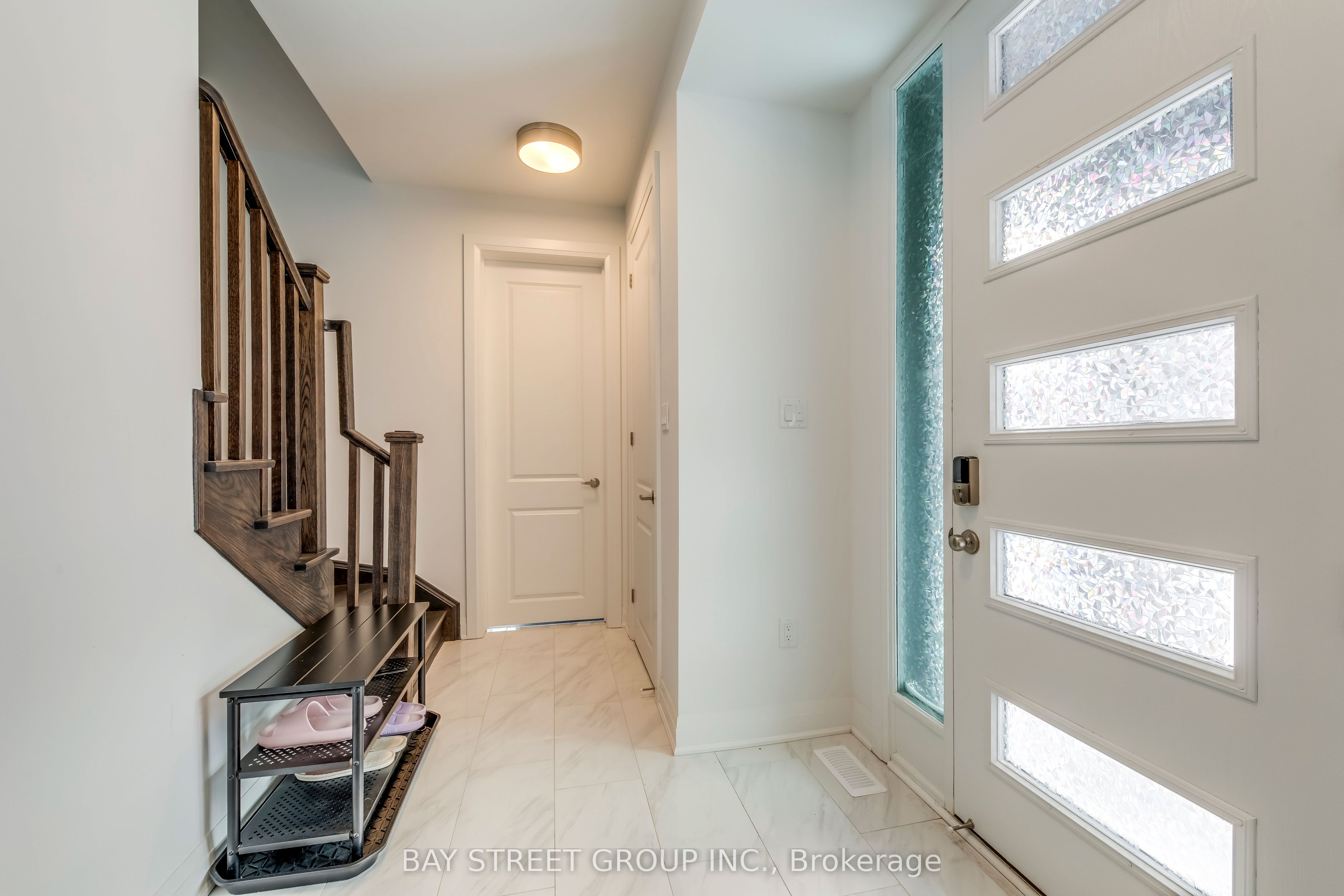 3049 Merrick Road Property Photo 7