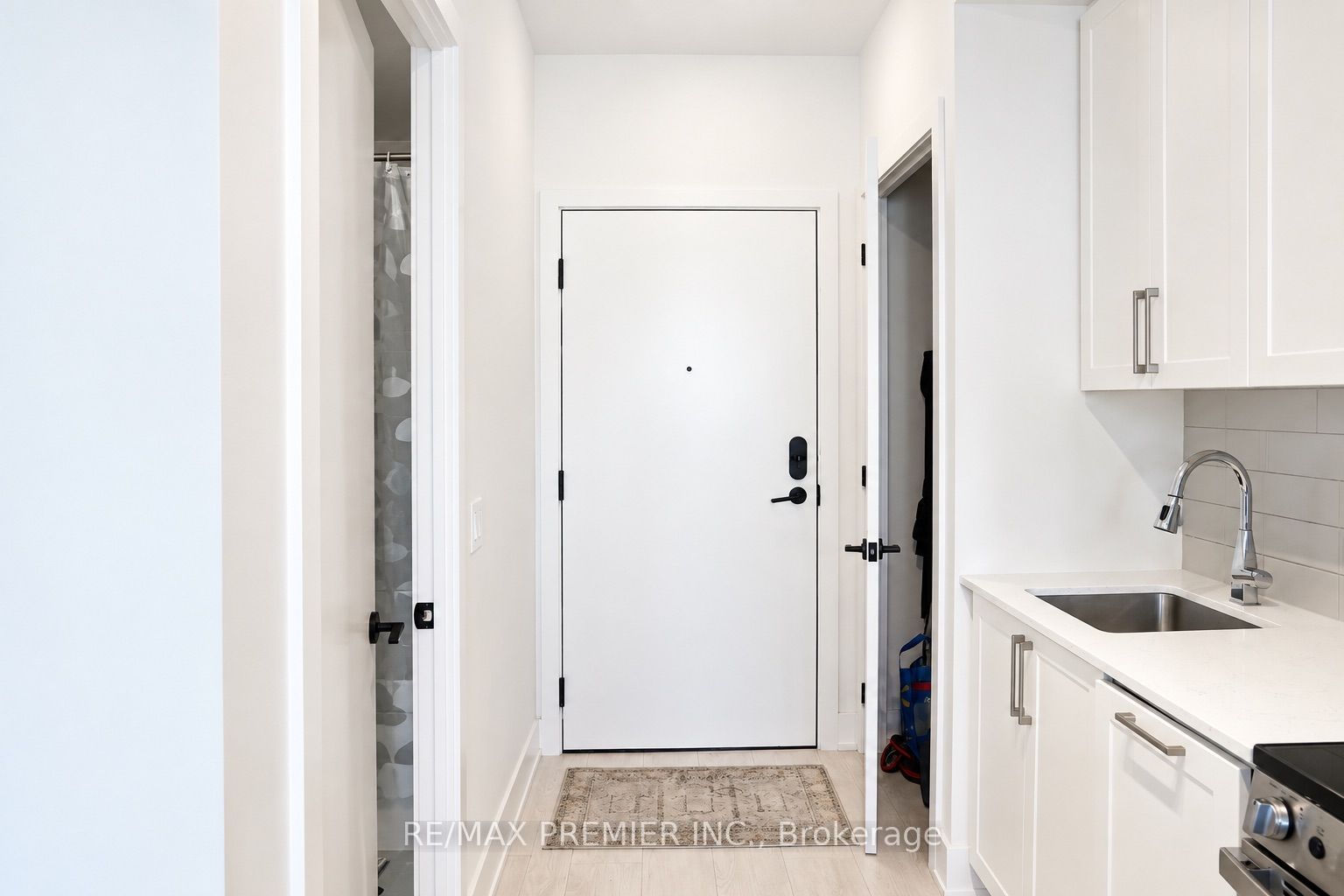 2450 Old Bronte Road 544 Property Photo 4