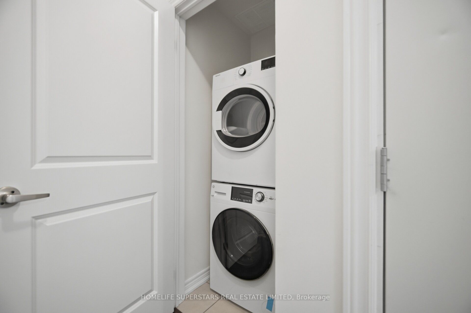 2205 Lillykin Street 7 Property Photo 18