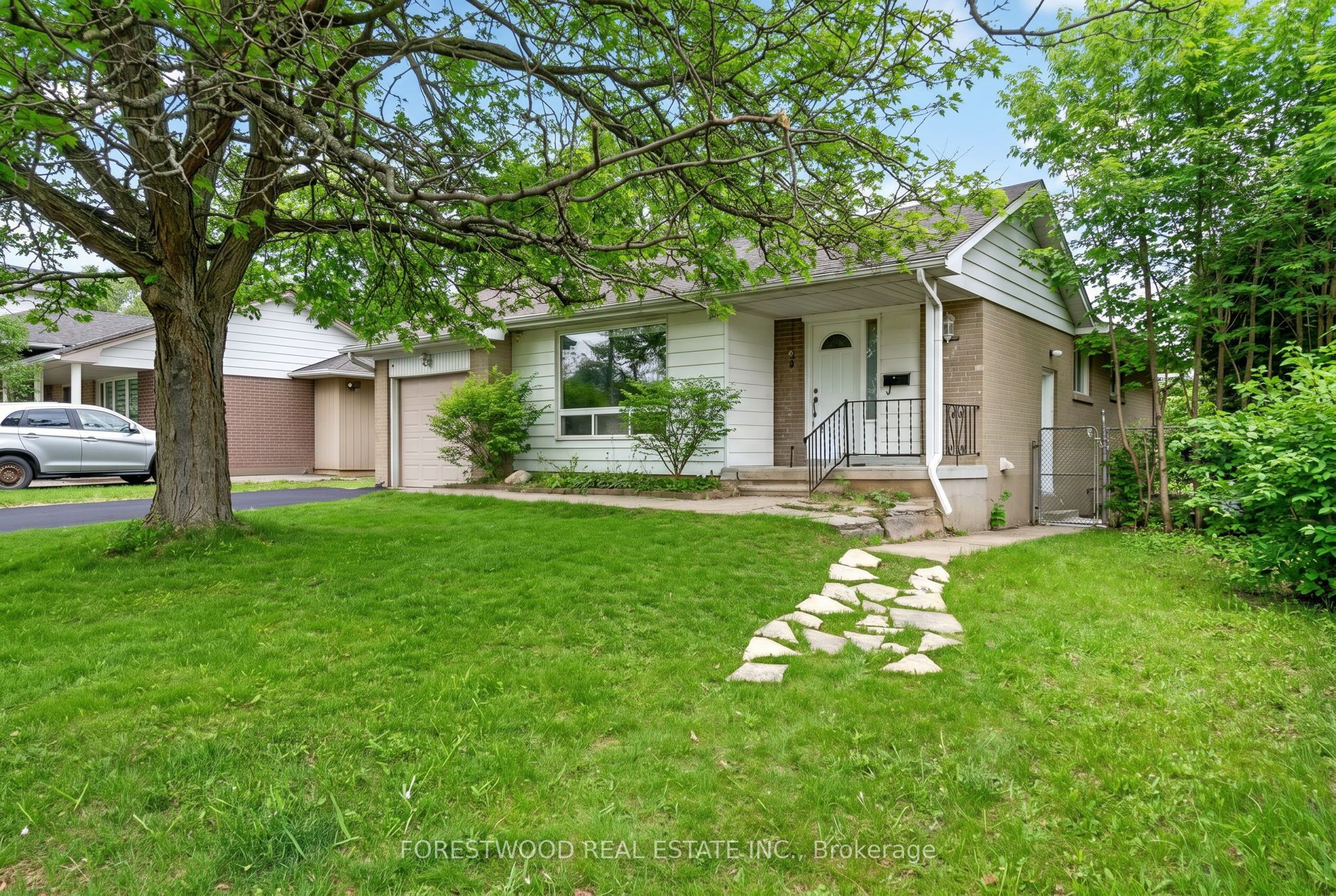 1157 Newton Road Property Photo 2