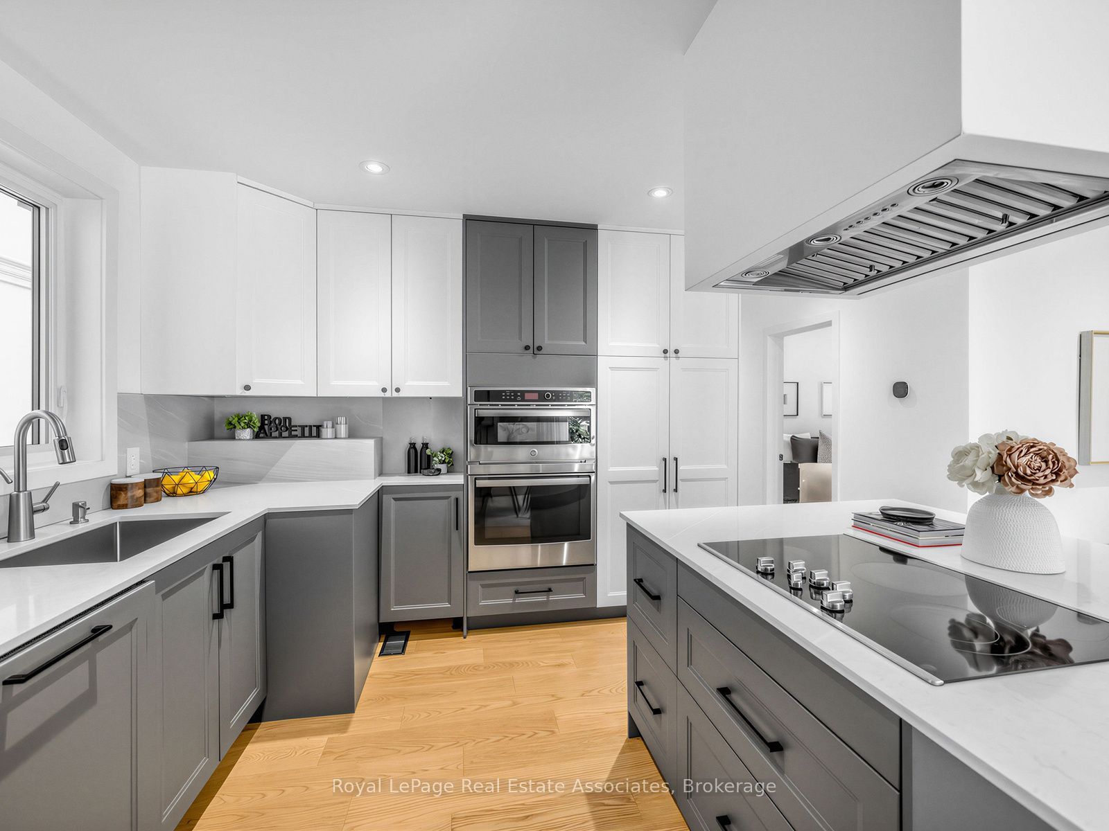 25 Treeview Drive Property Photo 9