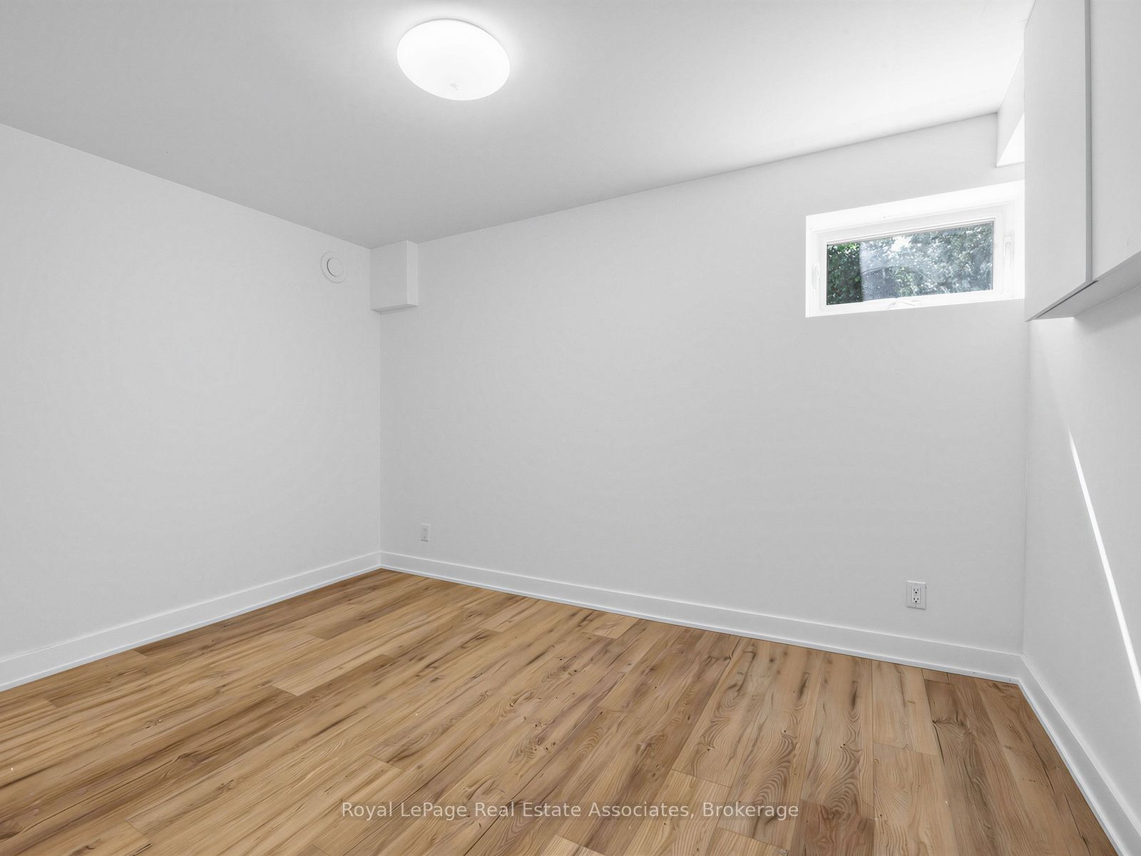 25 Treeview Drive Property Photo 26