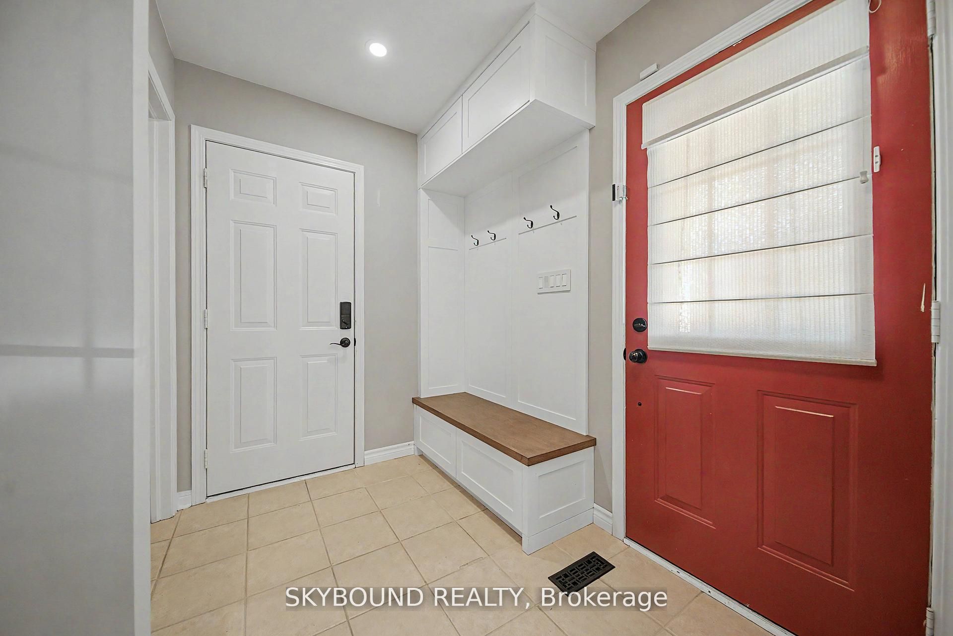 970 Donnelly Street Property Photo 7
