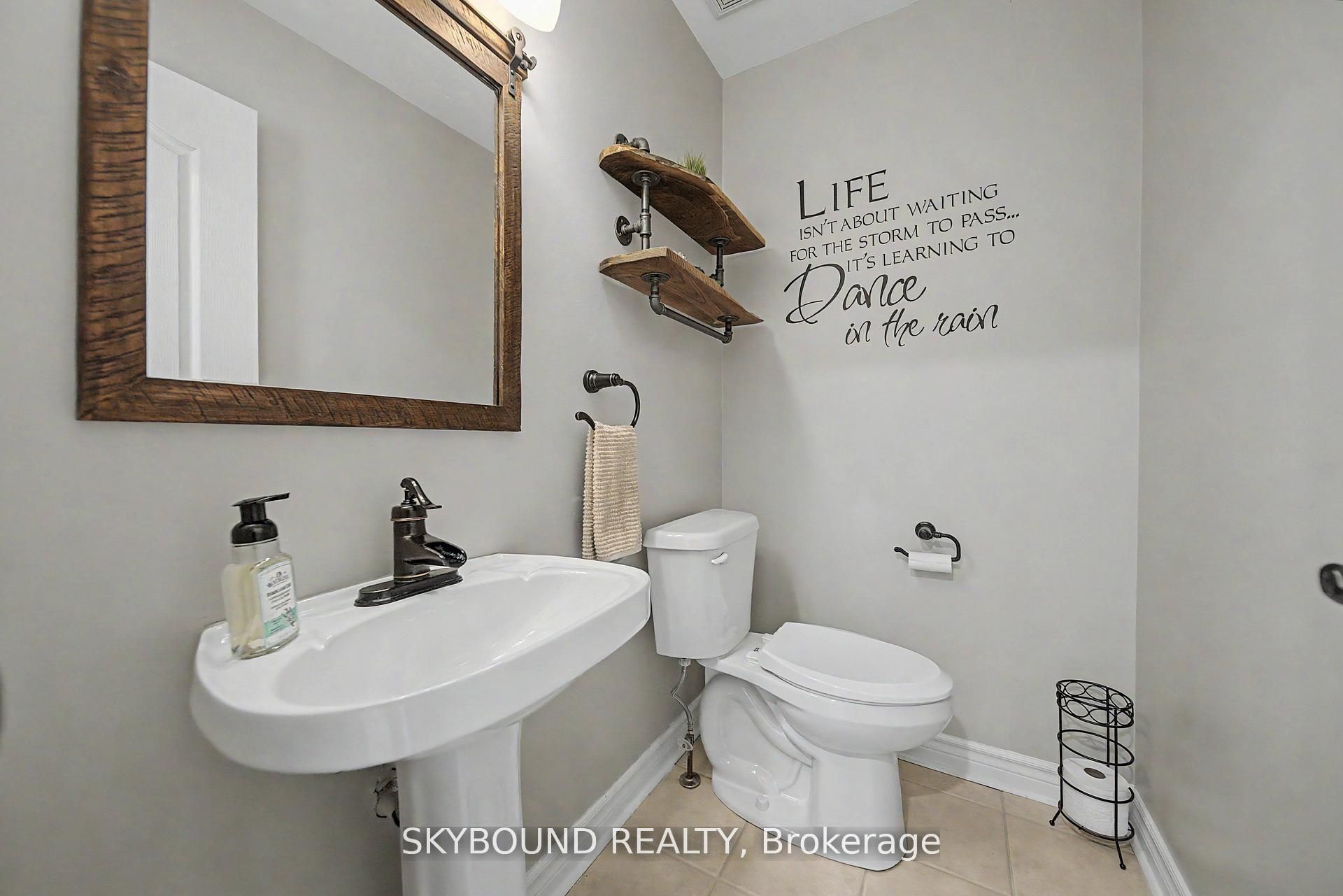 970 Donnelly Street Property Photo 8