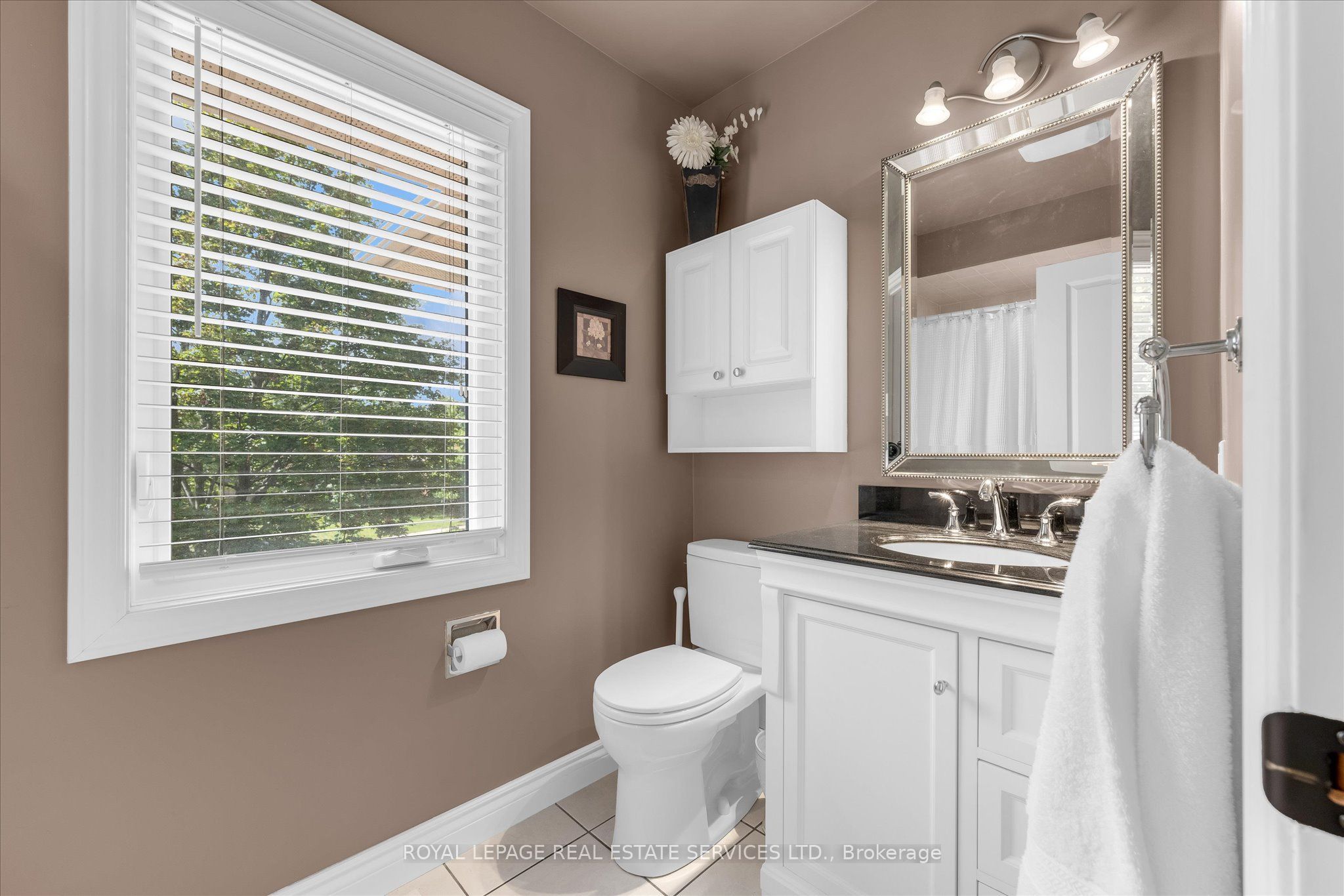1075 Mayfair Road Property Photo 22
