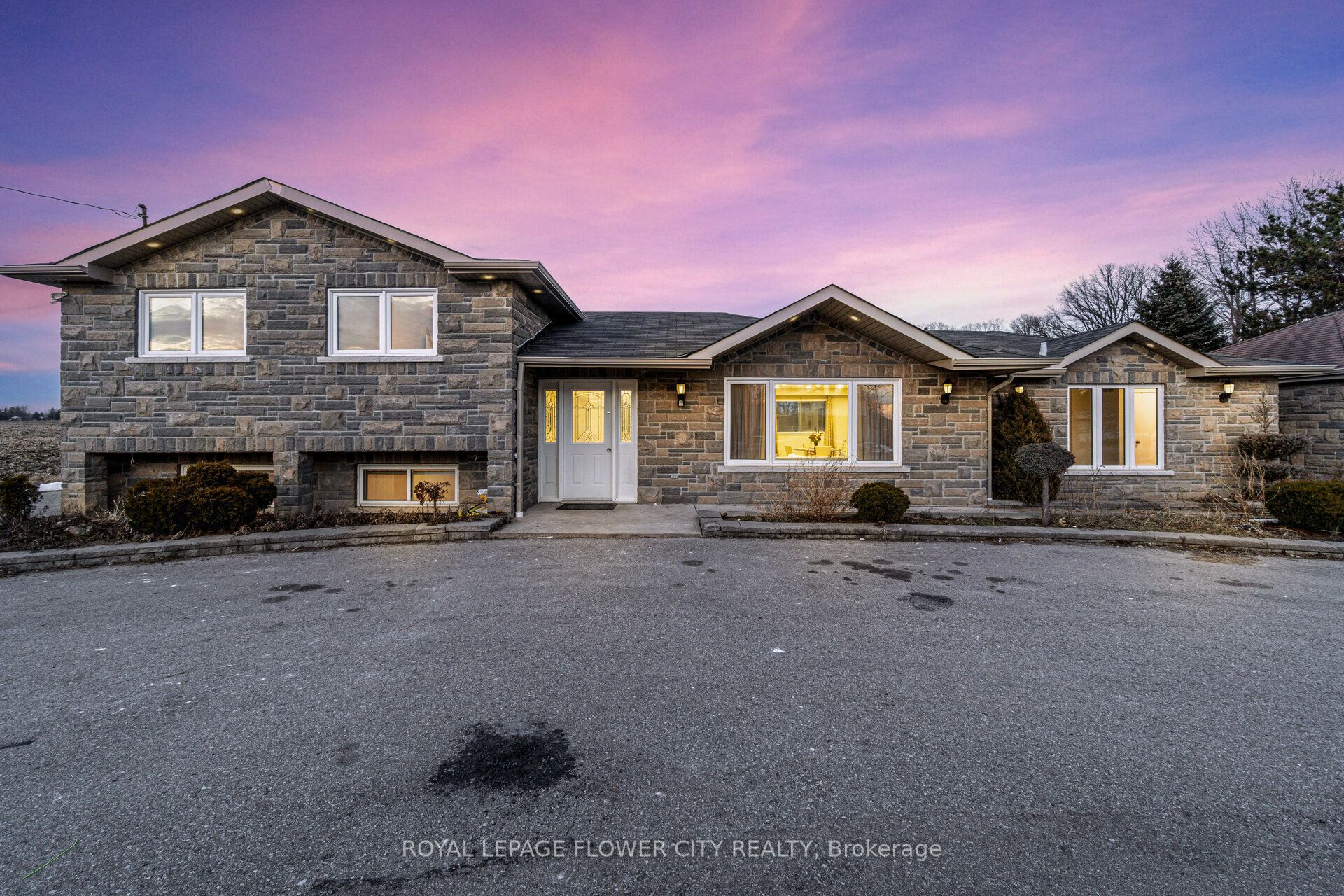12821 Heritage Road Property Photo 1