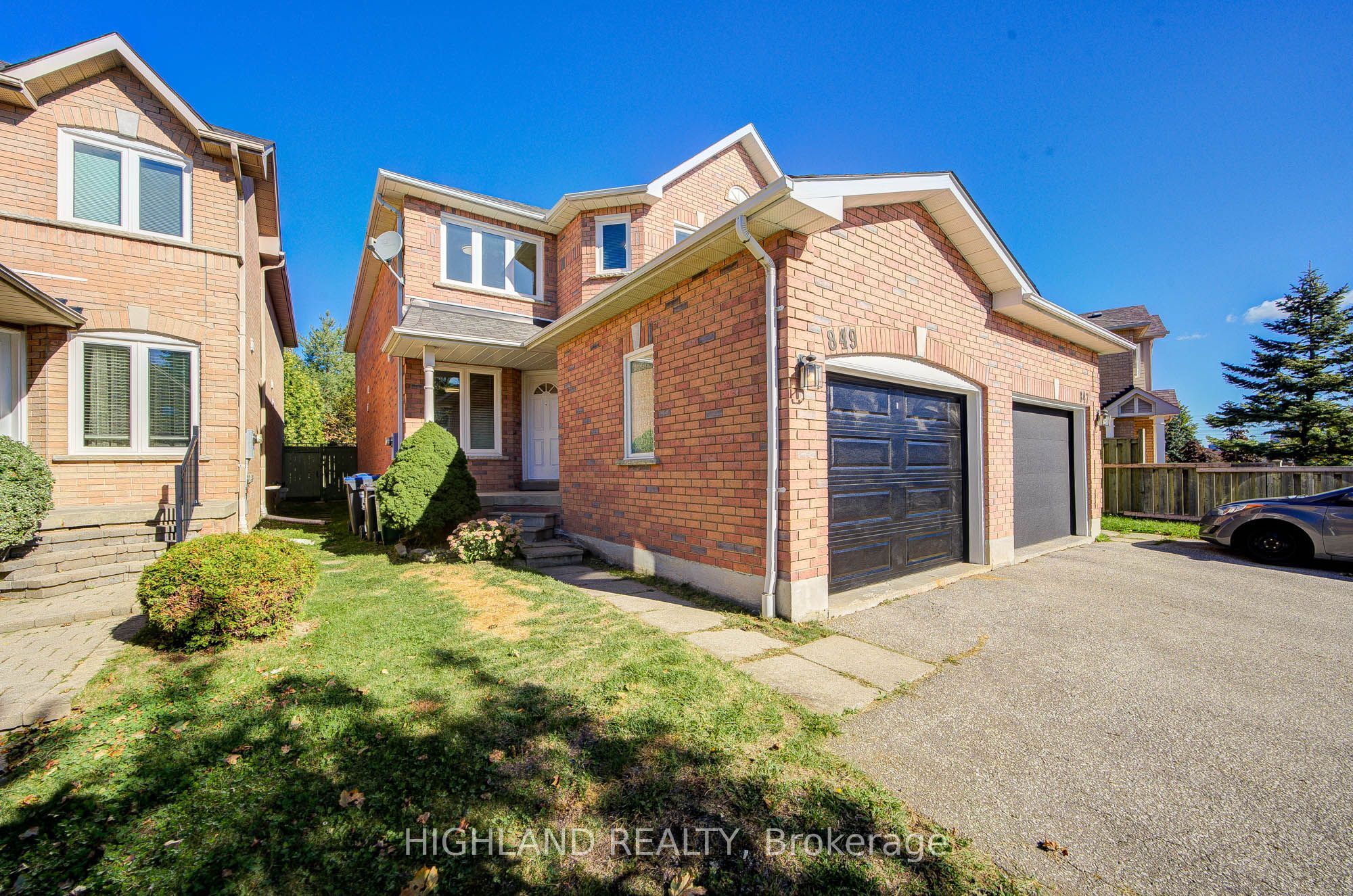 849 Scollard Court Property Photo 2
