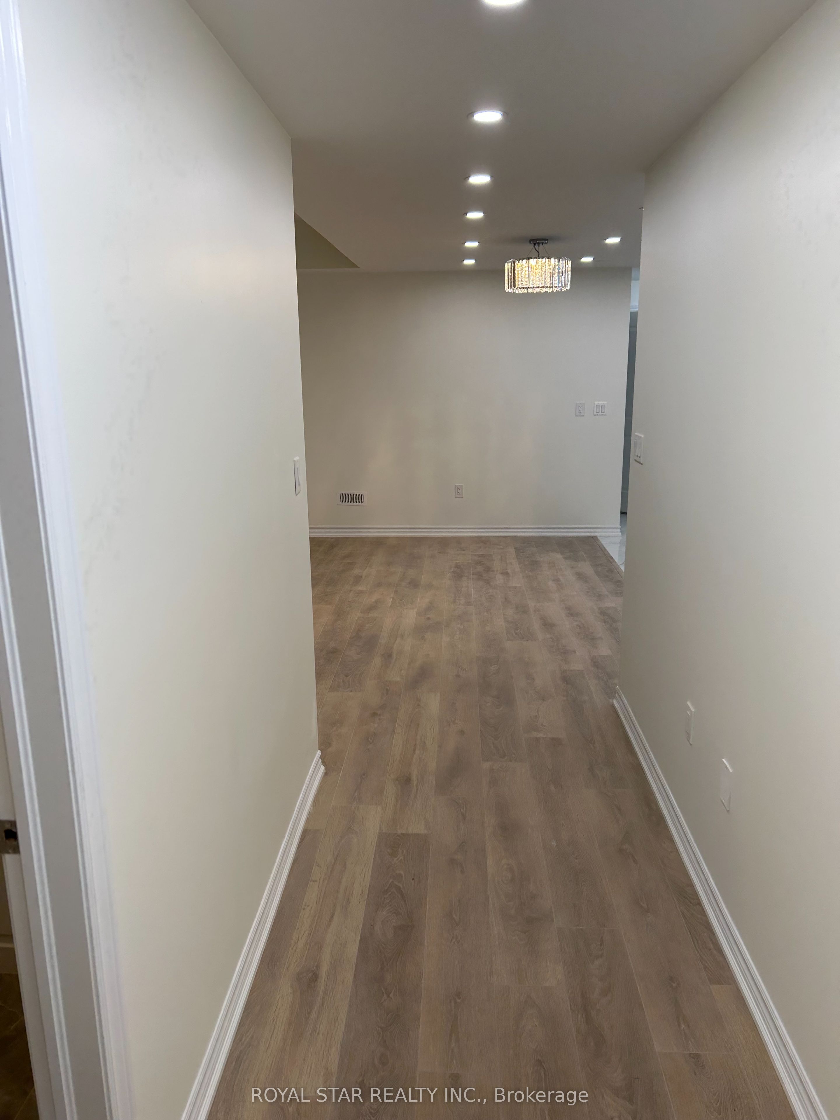 31 Hallaran Road Bsmt Property Photo 1