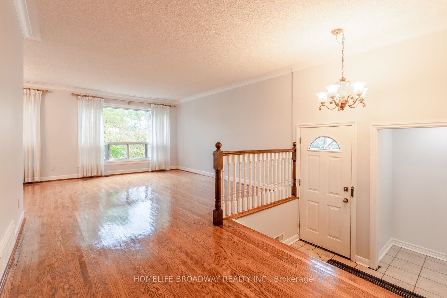 37 Millburn Drive Property Photo 3