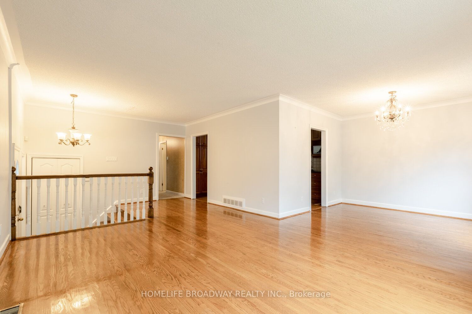 37 Millburn Drive Property Photo 4
